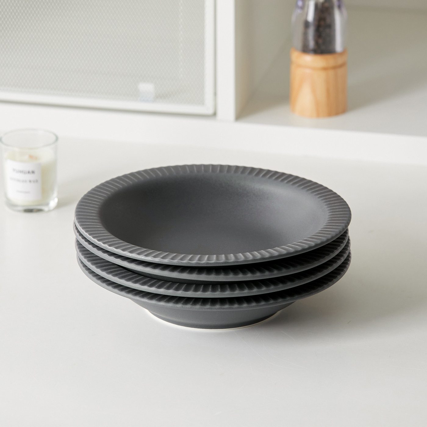 JIWOO Suppenteller 4er Ø21,2 cm, Speiseteller Pastateller Salatteller Dessertteller Plate, (4 St), Keramik Tellerset Grau mikrowellen- und spülmaschinenfest Ø21,3 cm