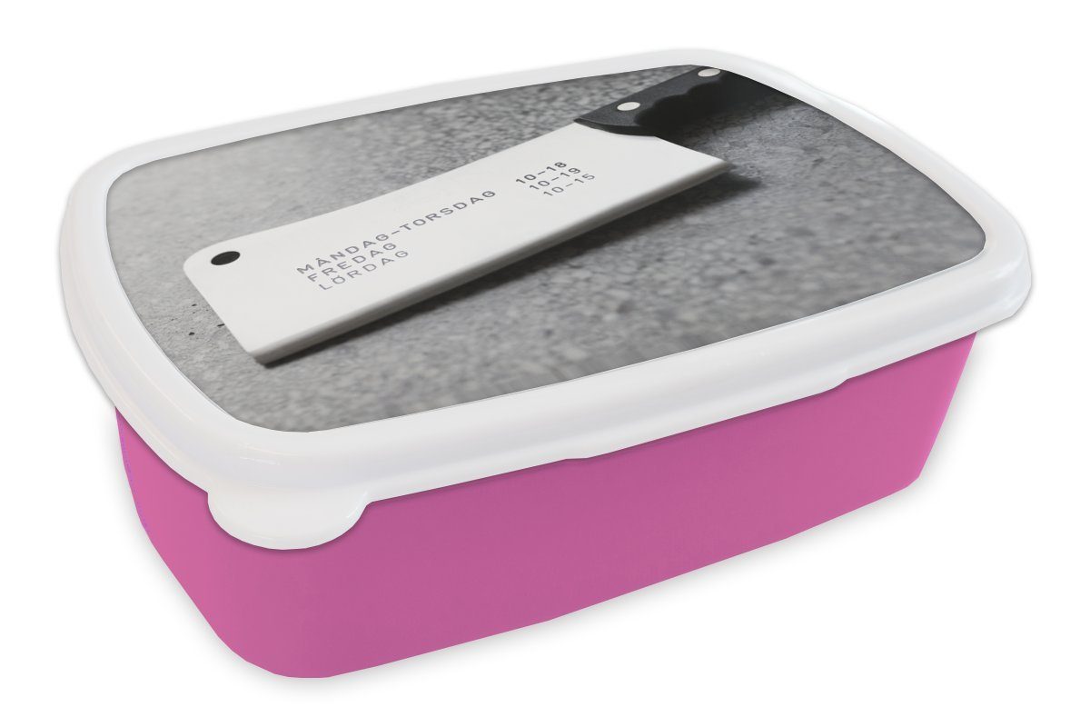 MuchoWow Lunchbox Ein Messer vom Metzger, Kunststoff, (2-tlg), Brotbox für Erwachsene, Brotdose Kinder, Snackbox, Mädchen, Kunststoff rosa