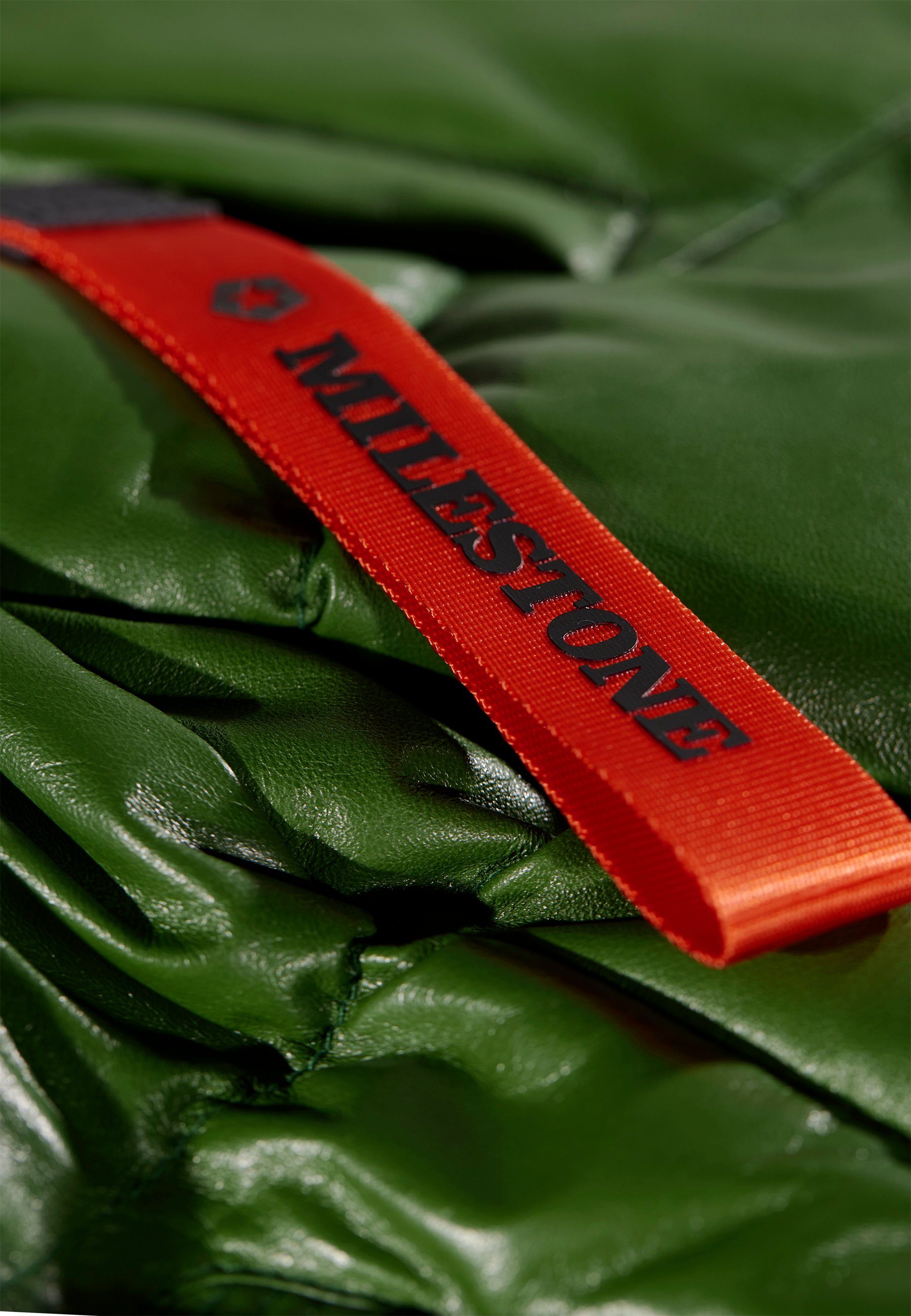 Milestone Lederjacke MSSafi mit Kapuze und abnehmbarem Schlüsselanhänger aus Lammnappa Leder