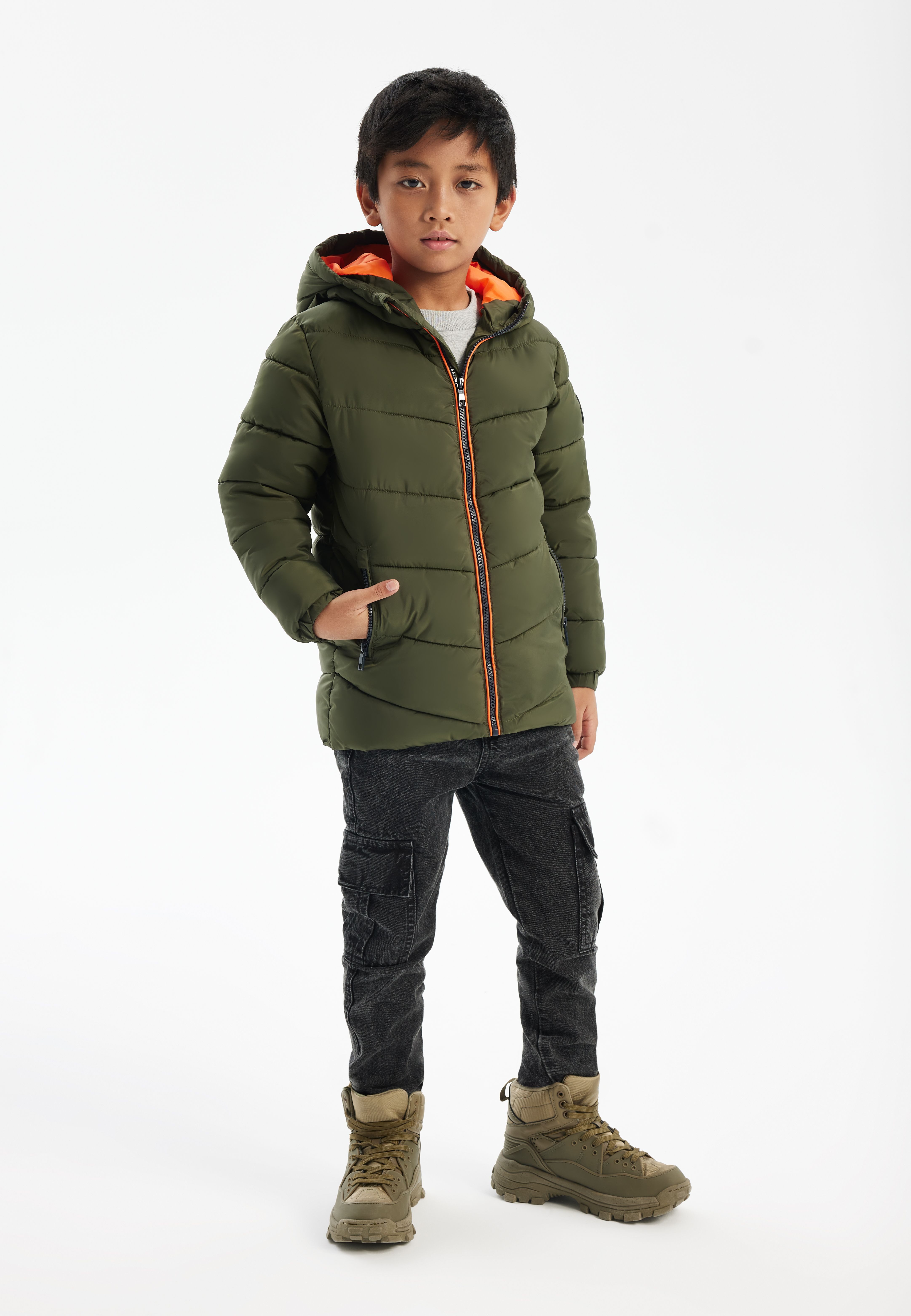 Winterjacke mit Kapuze (2-14y)