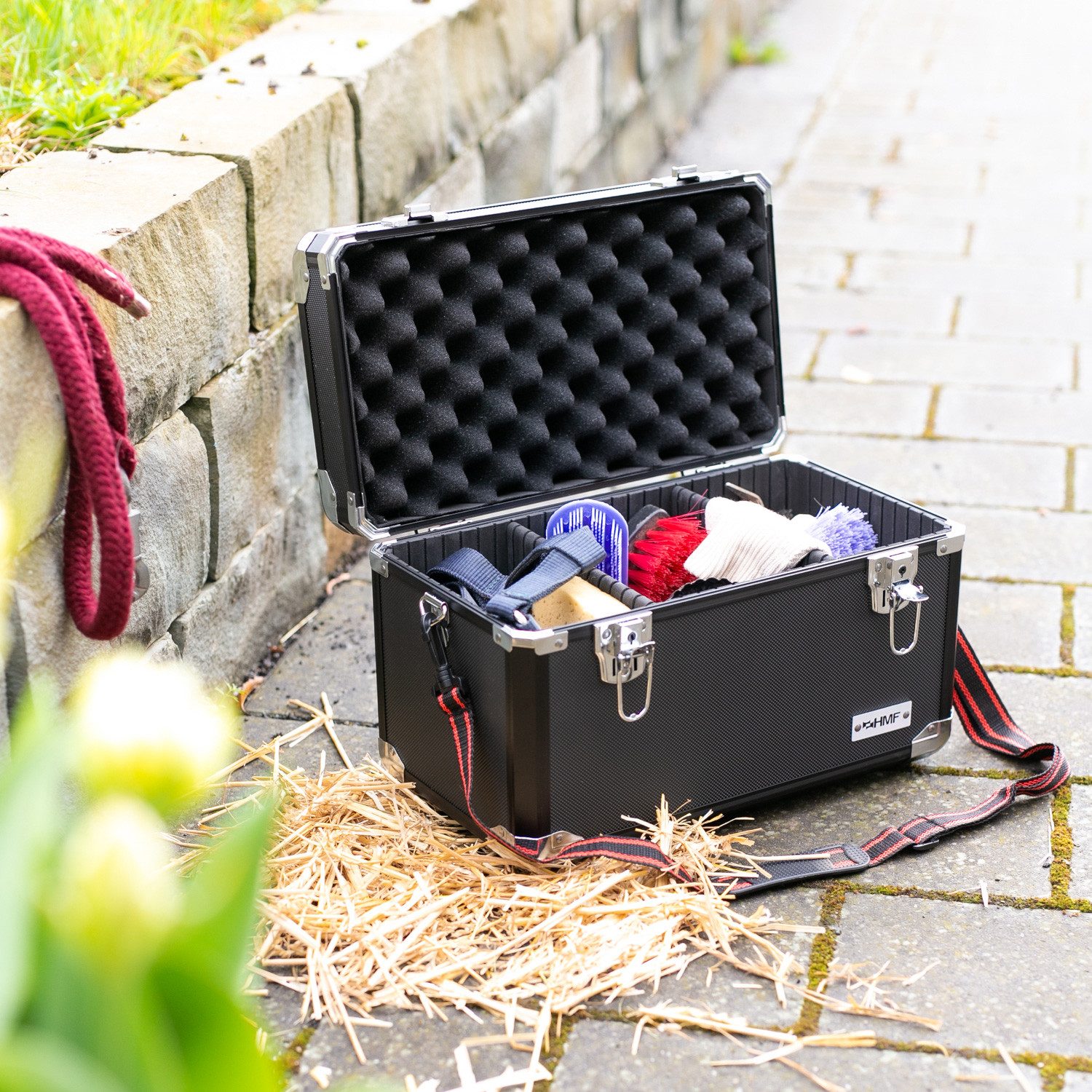 HMF Werkzeugkoffer robuste Alu Transportkiste, Aufbewahrungskoffer, Kamerakoffer mit individueller Facheinteilung 40x27,5x23,5 cm, schwarz
