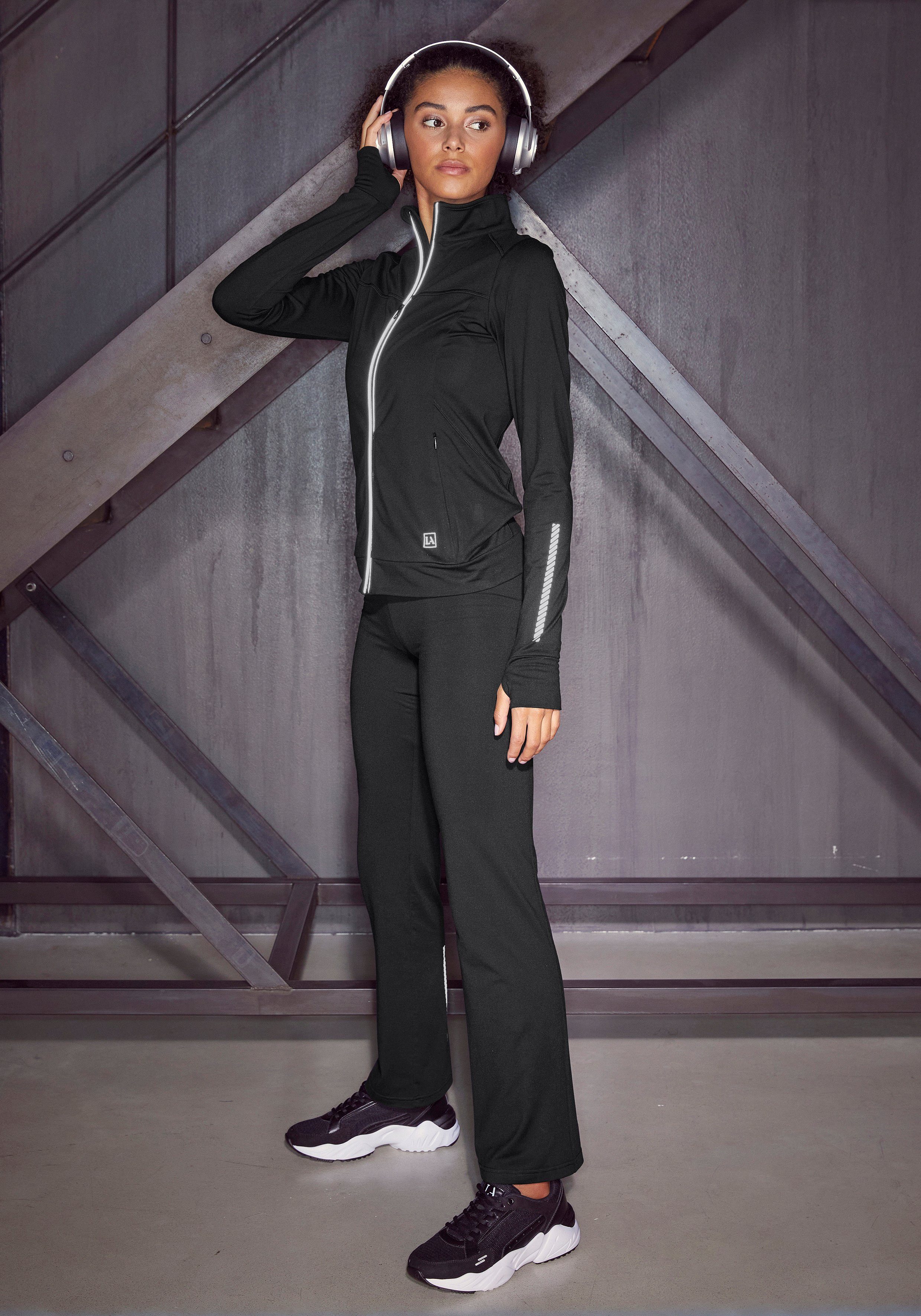 reflektierenden ACTIVE schwarz mit Laufjacke LASCANA Thermo Details