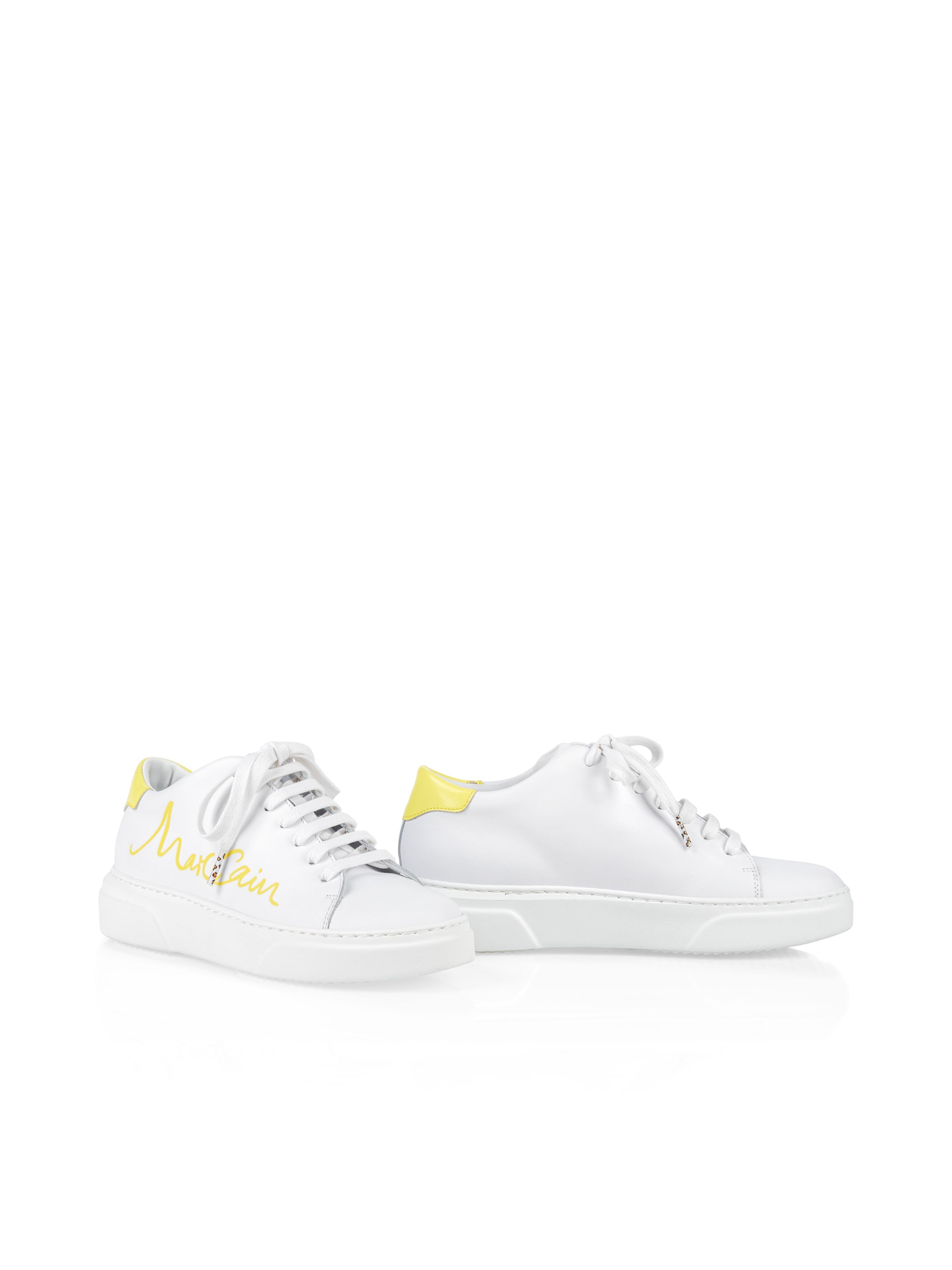 Sneaker