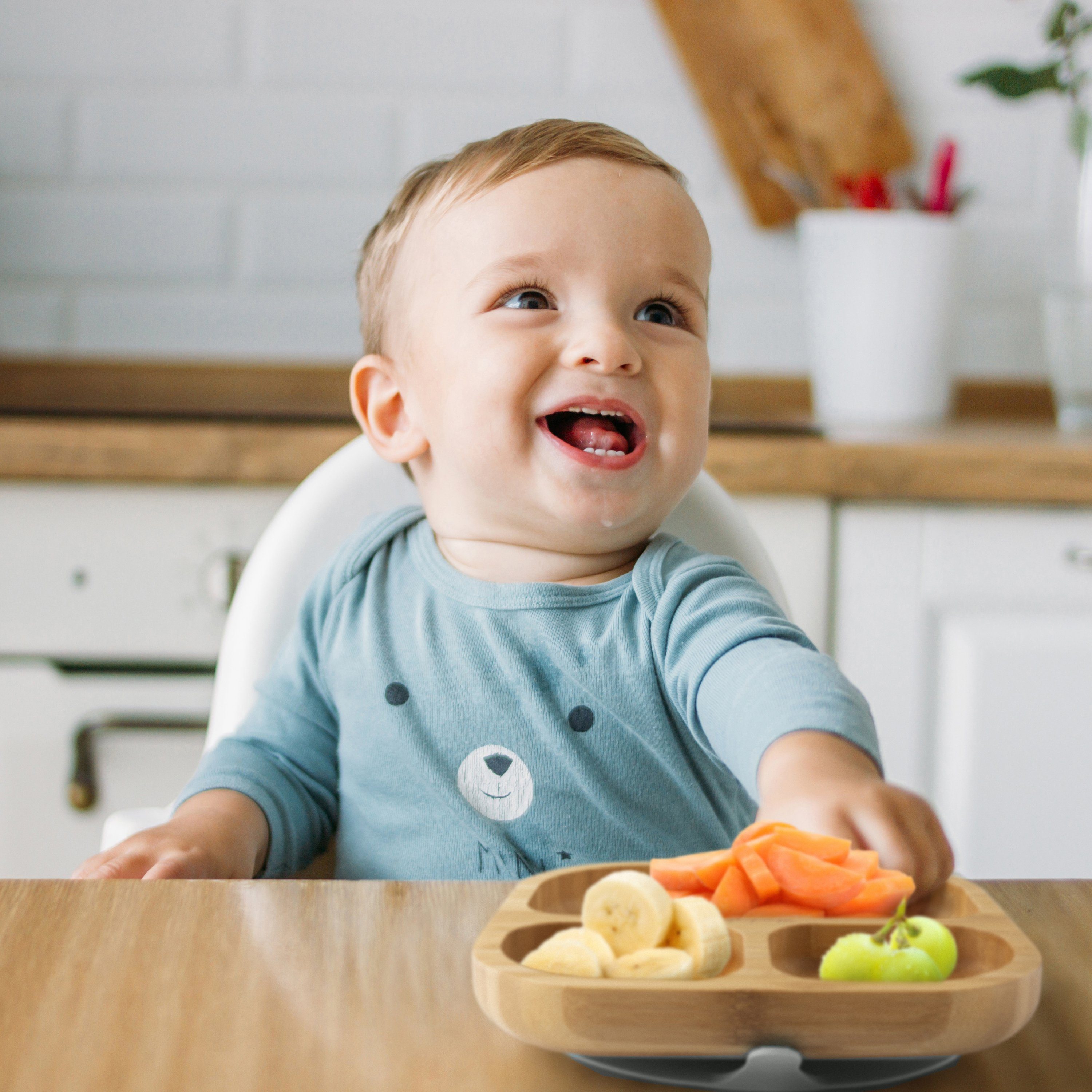 bambuskind Kindergeschirr-Set grün Kinderteller mit bambuskind® Saugnapf