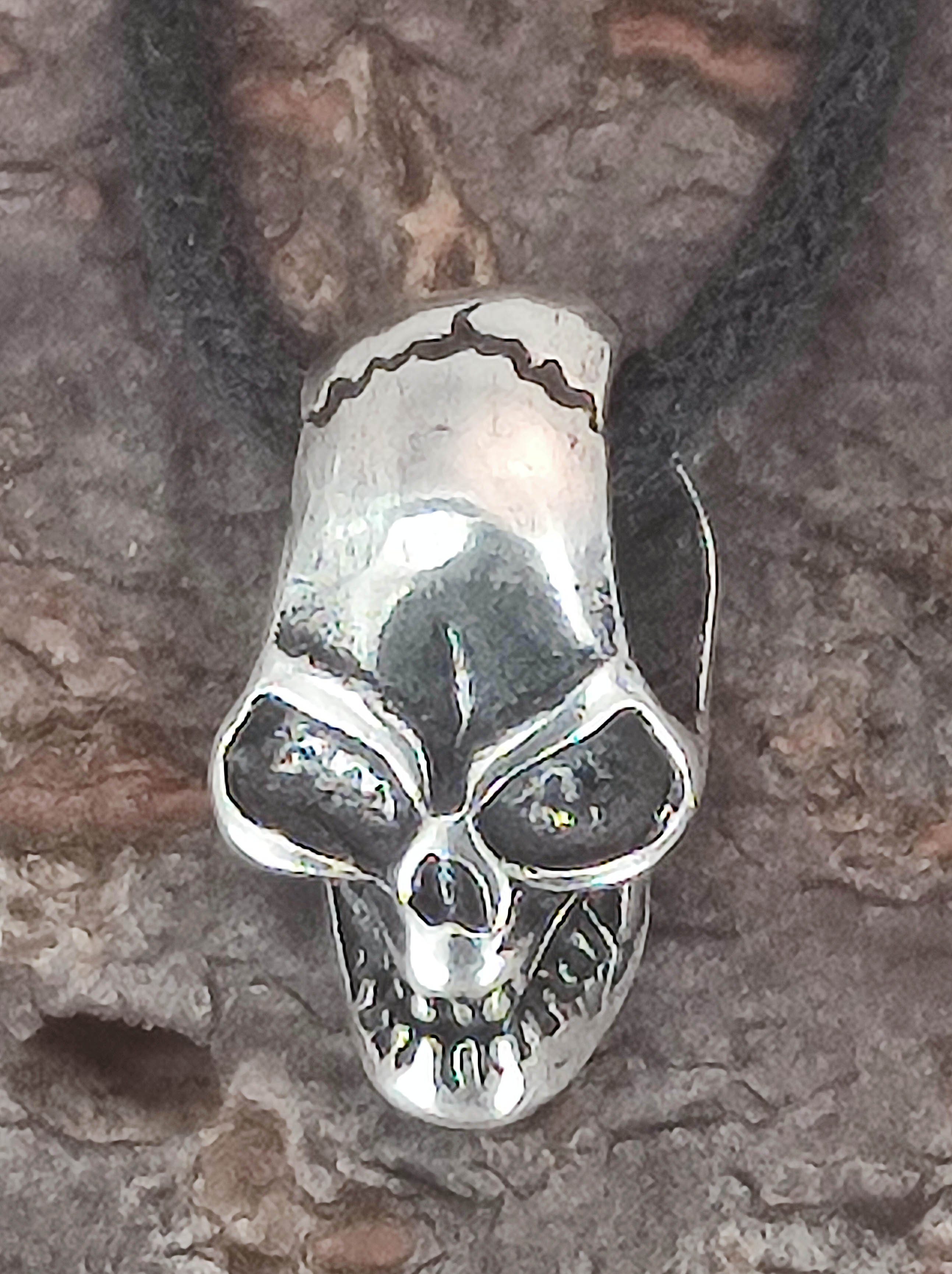 Schädel Totenkopf Skull Anhänger Silber Kettenanhänger 925 of Sterling Leather Schädel Kiss