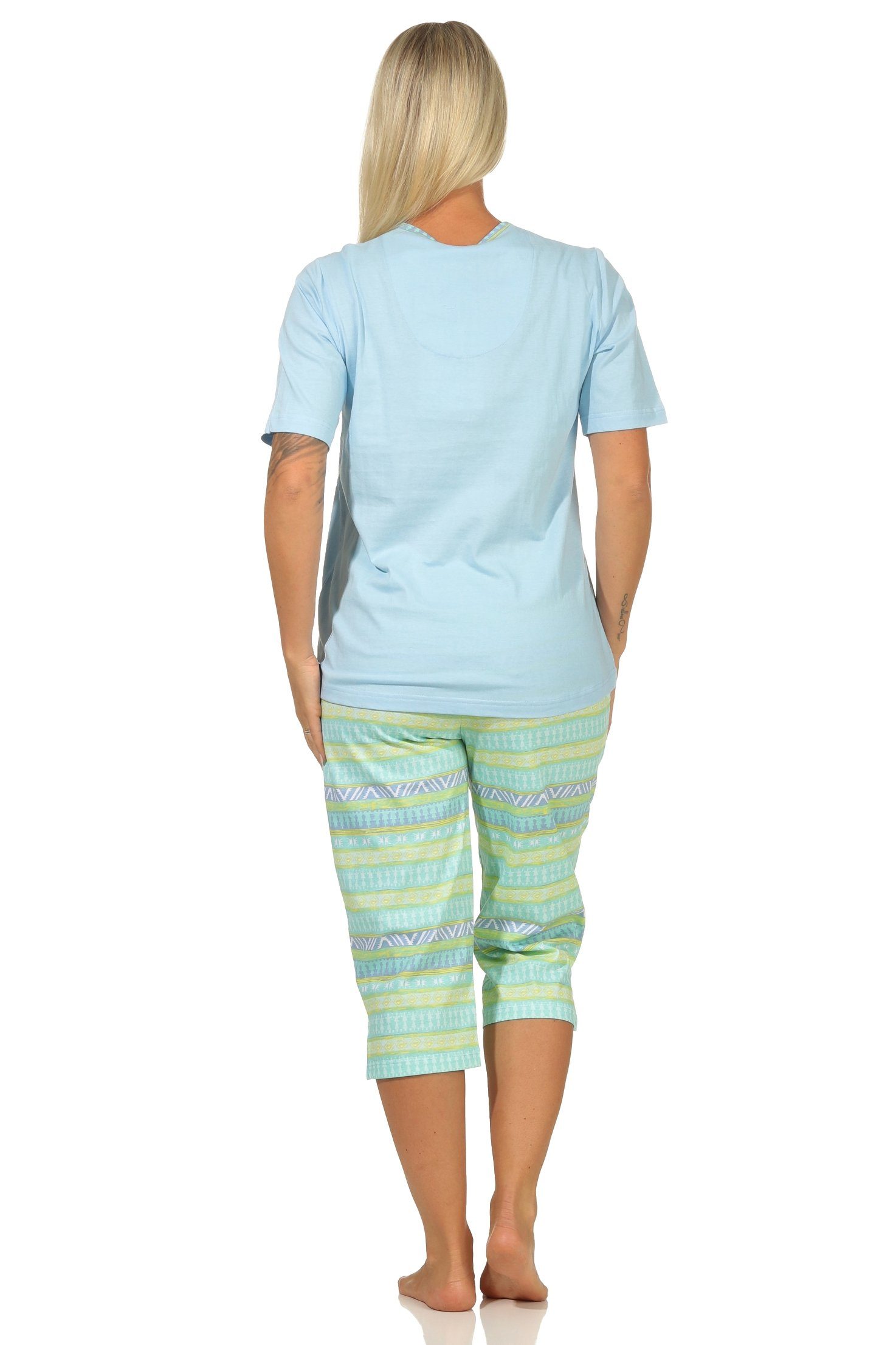Normann Pyjama Damen Schlafanzug mit Ethnolook hellblau kurzarm im Capri-Hose Pyjama