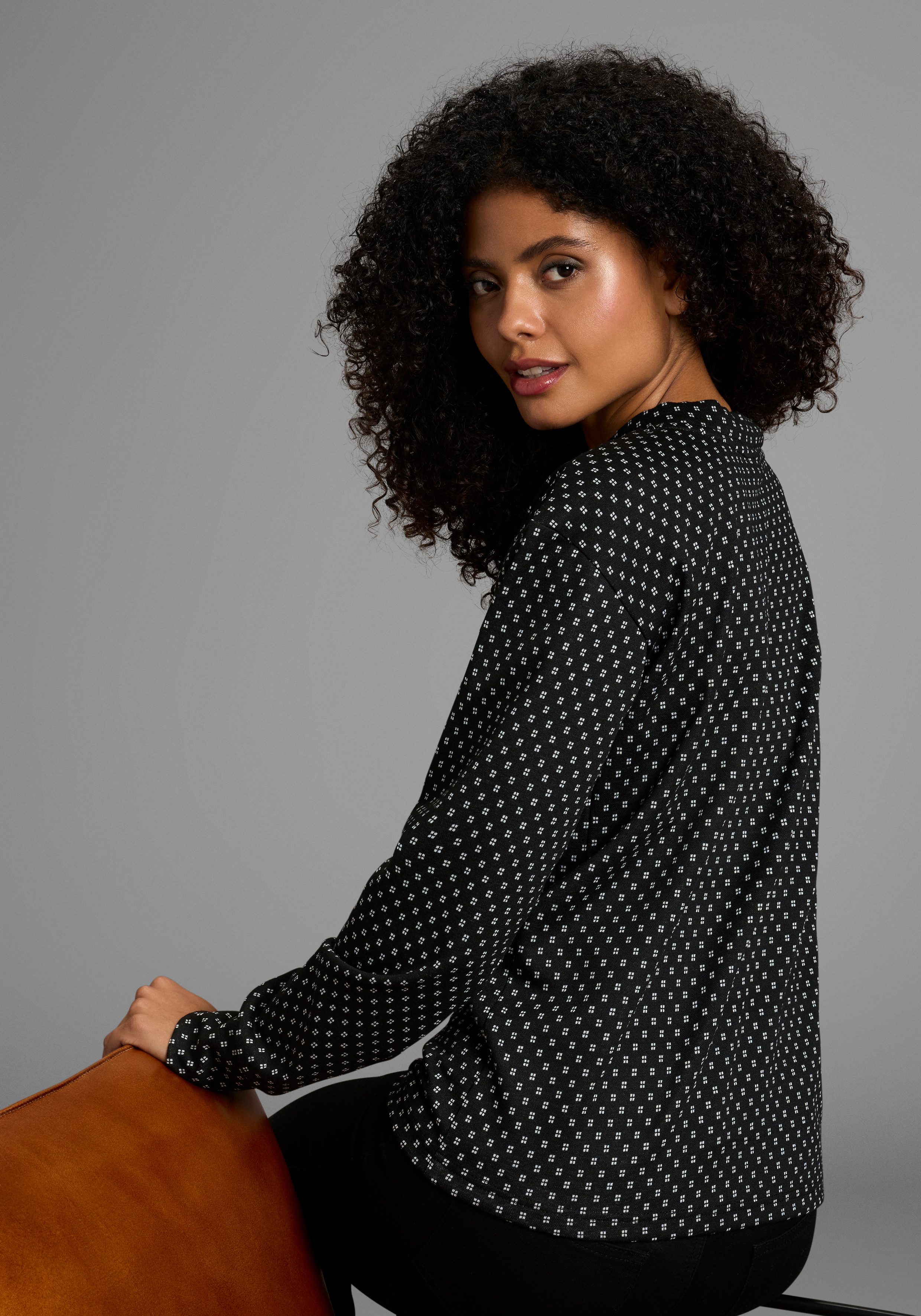 KangaROOS Sweatshirt in strukturiertem Material mit Turtleneck günstig online kaufen