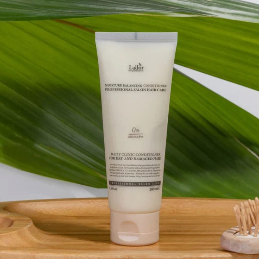 Lador Haarshampoo LADOR, Moisture Balancing Conditioner - 100 ml, Silikonfreier, feuchtigkeitsspendender Kräuter-Conditioner