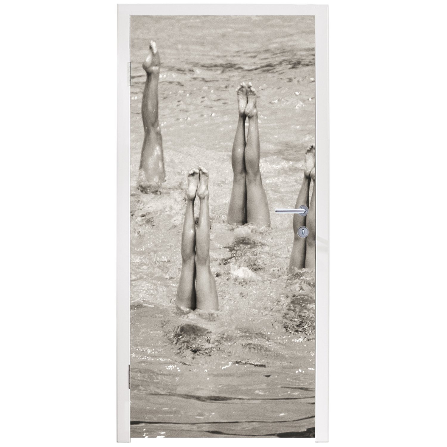 MuchoWow für Türaufkleber, (1 cm Matt, Fototapete Tür, bedruckt, Sepia-Fotodruck, Türtapete 75x205 Synchronschwimmerinnen St),