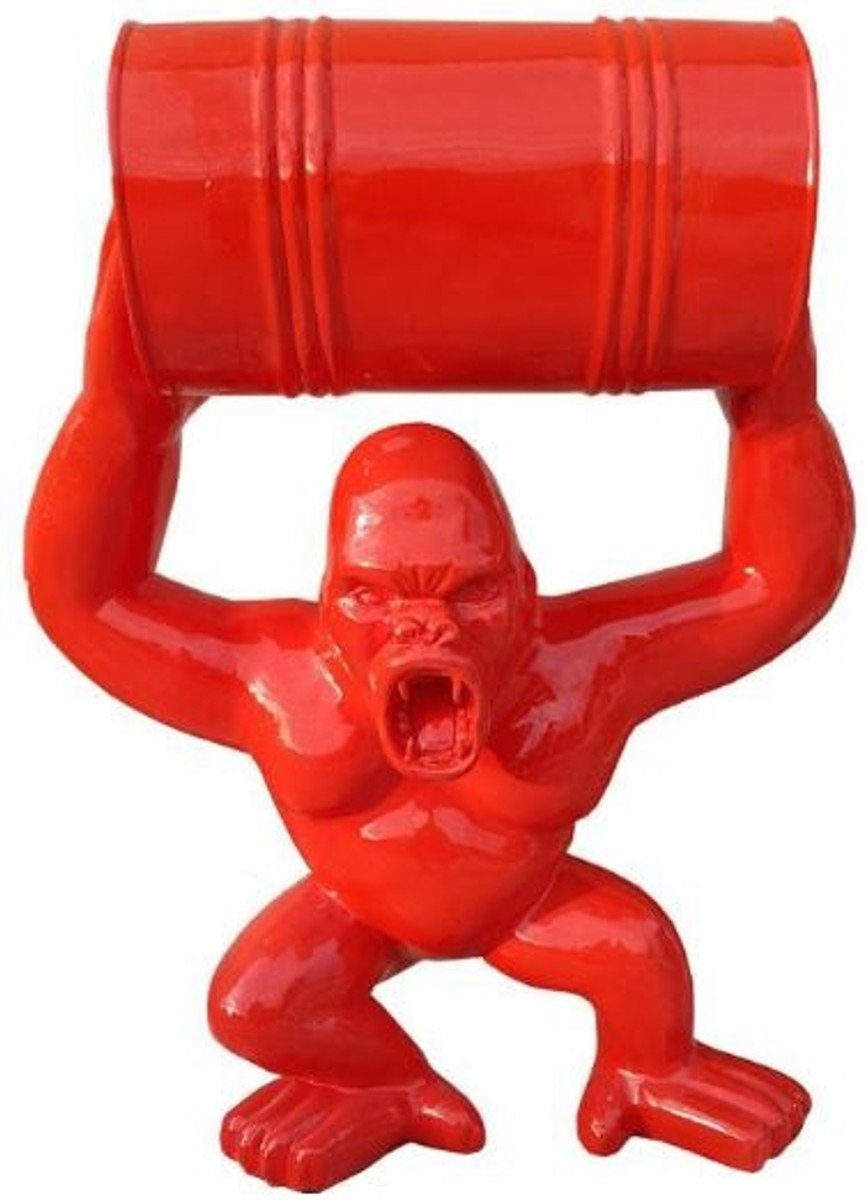 Casa Padrino Skulptur Designer Deko Skulptur Gorilla Affe mit Fass Rot H. 100 cm - Wetterbeständige Dekofigur - Designer Deko Tierfigur