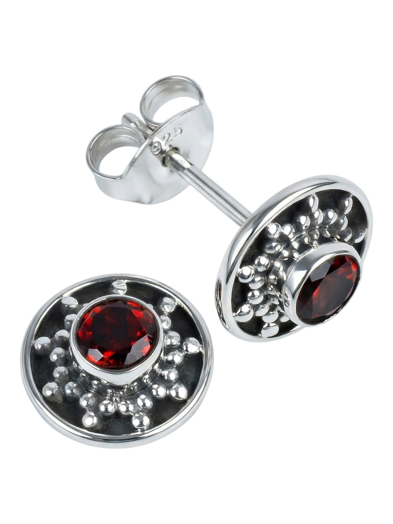 Paar Ohrstecker Ohrstecker MAHINA klein aus 925 Silber mit Granat facettiert