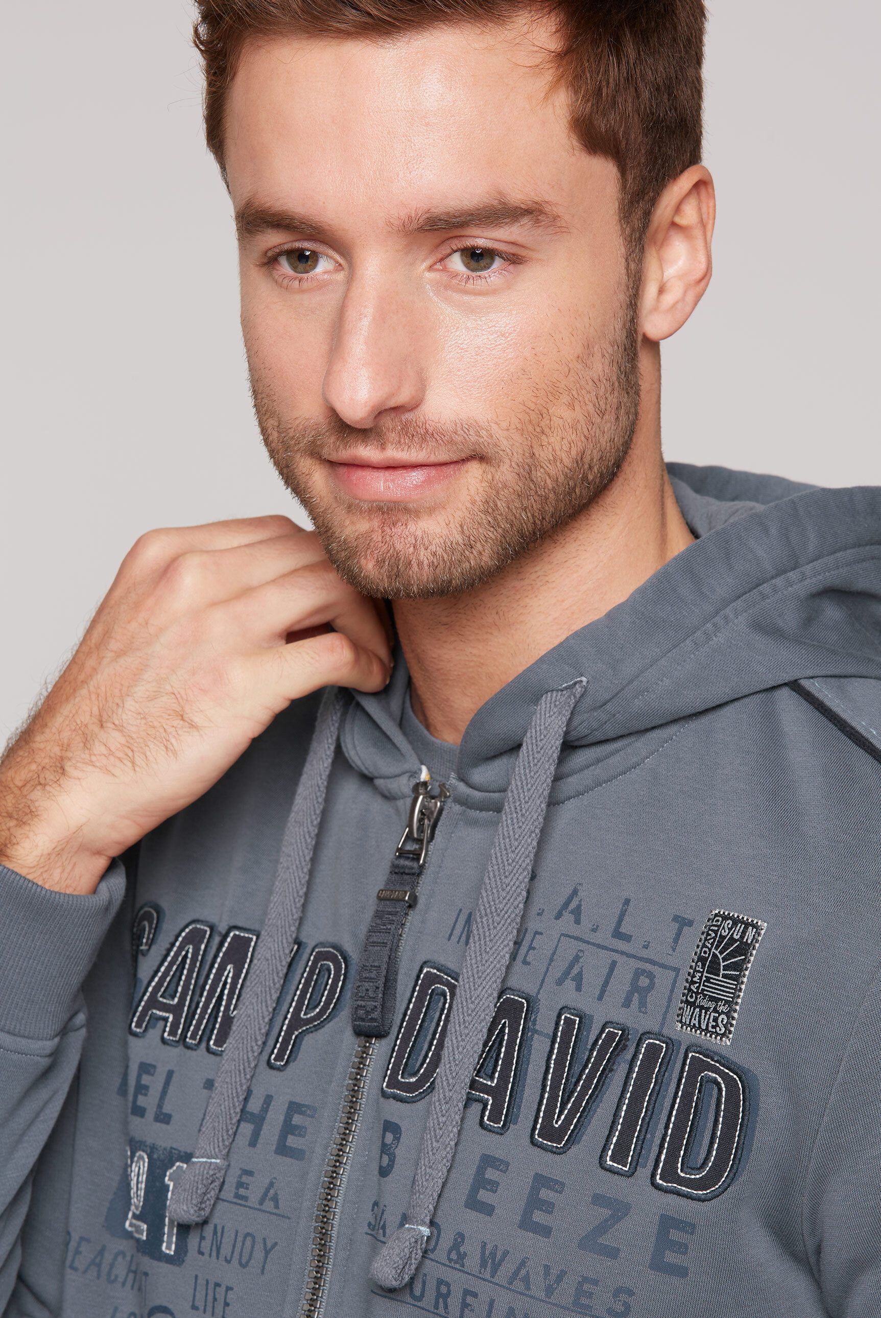 CAMP DAVID Kapuzensweatjacke mit Baumwolle