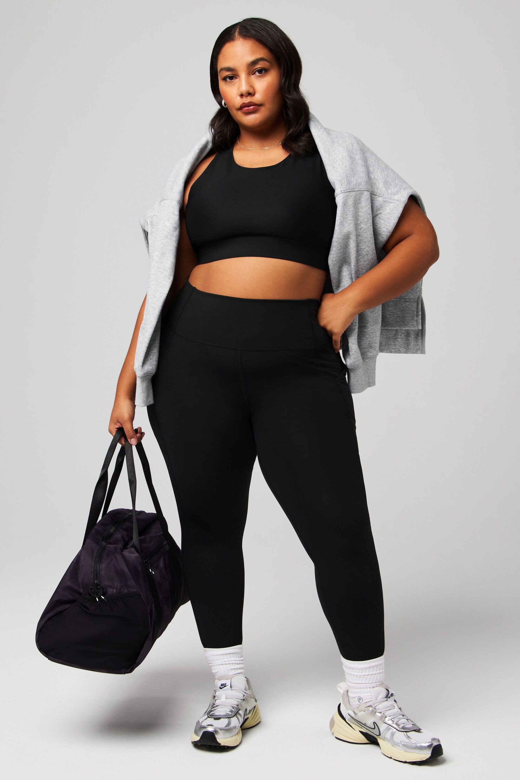 Fabletics Leggings Oasis PureLuxe High-Waisted 7/8 Leggings aus blickdichtem Stoff und mit mittlerer Kompression – Bild 4 von 5