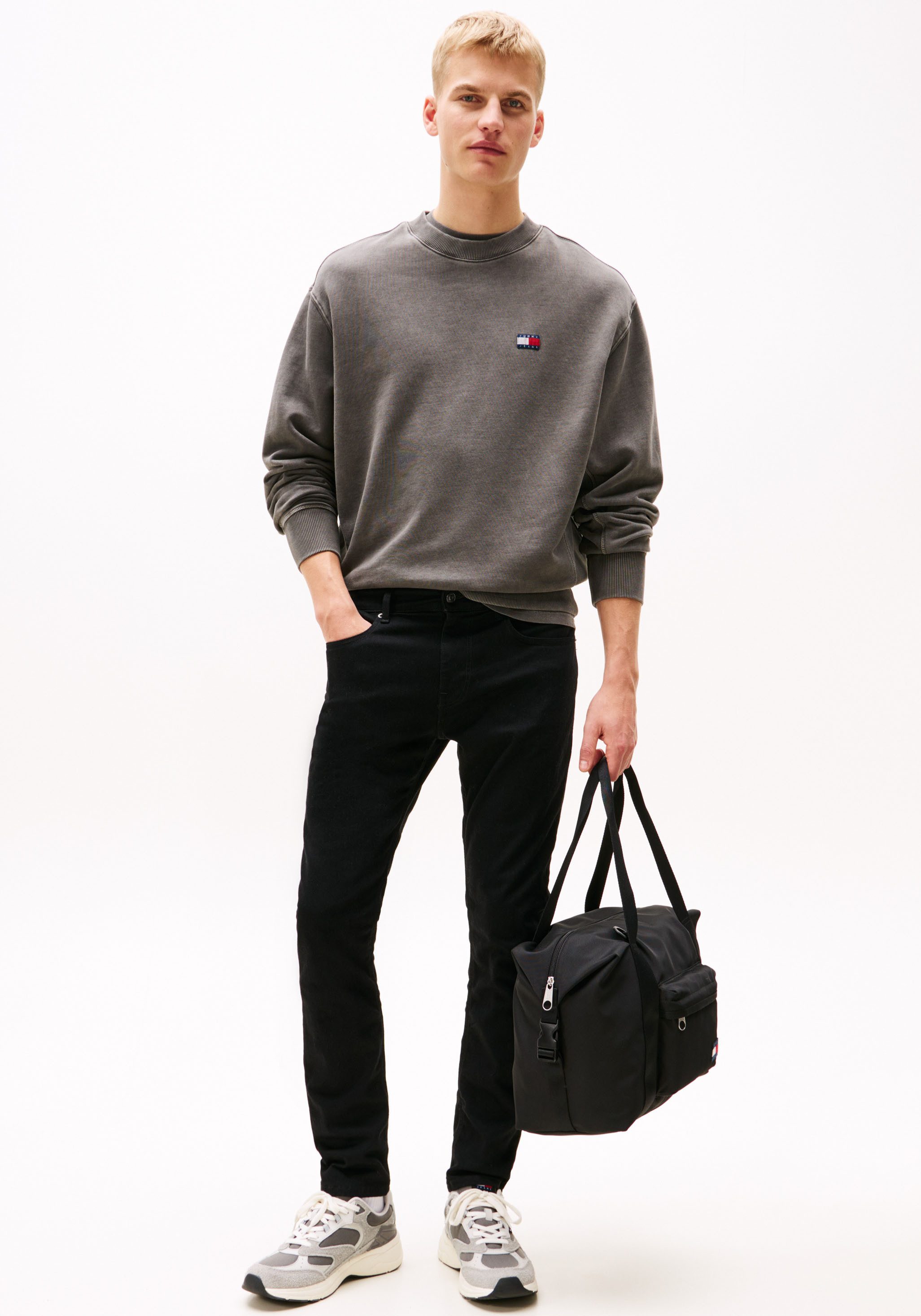 Tommy Jeans Slim-fit-Jeans Austin Slim Tapered zum Knöchel hin schmaler werdende Jeans mit mittlerer Leibhöhe