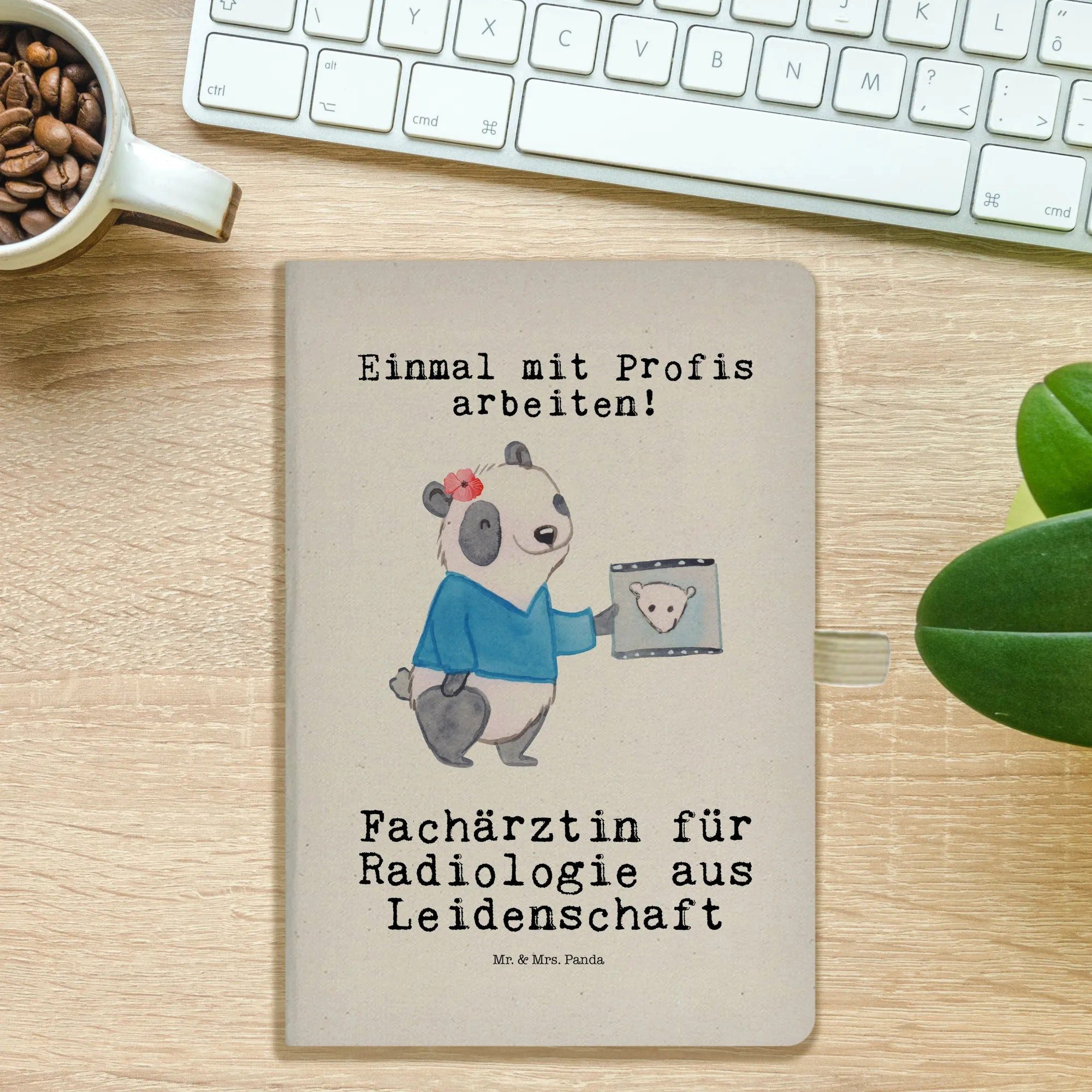 Thumbnail - Mr. & Mrs. Panda Notizbuch Fachärztin für Radiologie Leidenschaft - Transparent - Geschenk, A5 N Mr. & Mrs. Panda, Hochw...