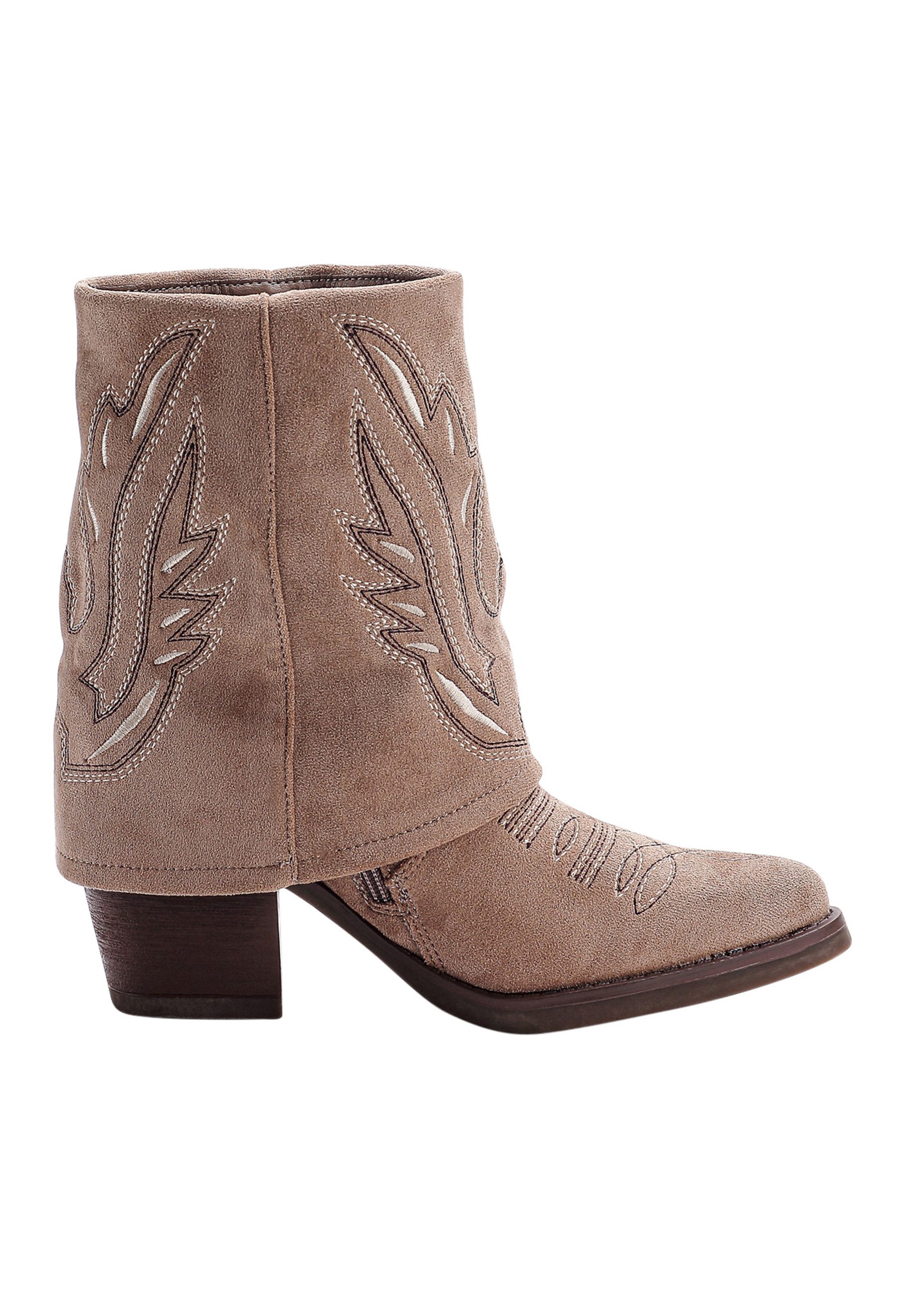 Elara Stiefel Stiefel