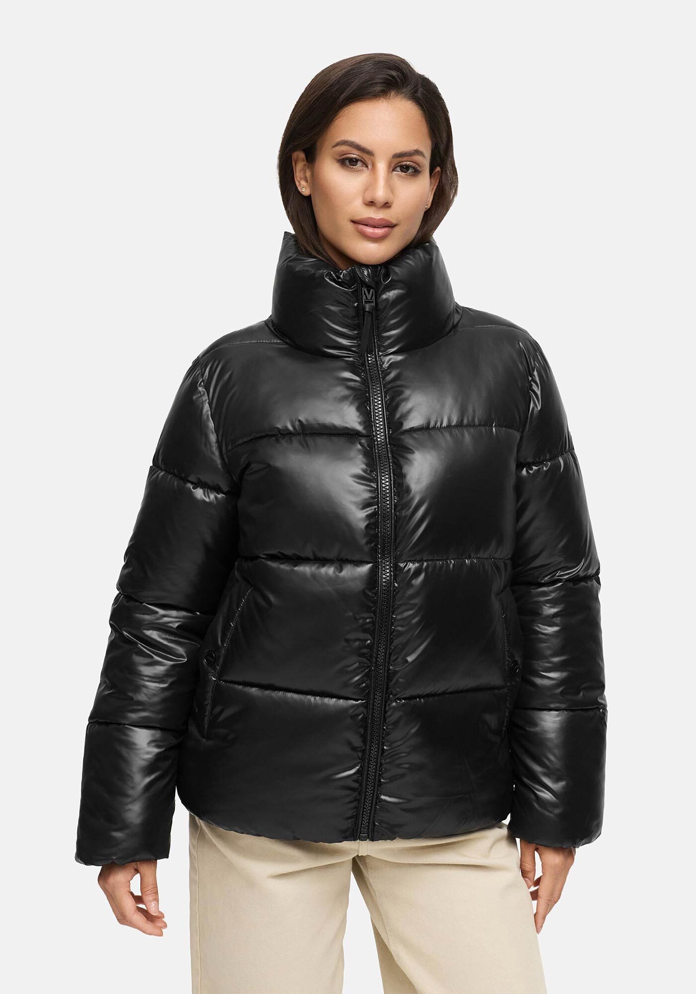 Marikoo Winterjacke Hazalee mit leicht gläzendem Obermaterial und hohem Kragen