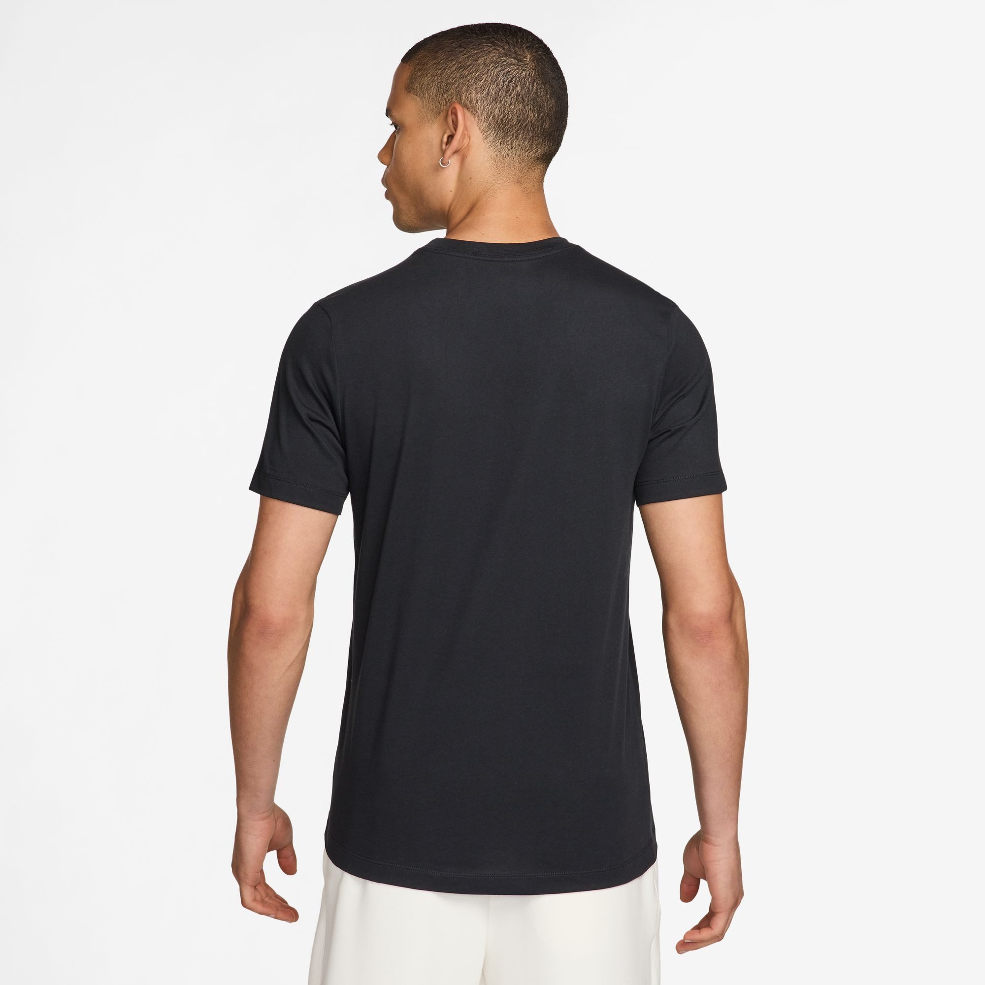 Nike T-Shirt M NK DF TEE STD PRO Kurzarm-Design, mit Rundhalsausschnitt, unifarbenes Design