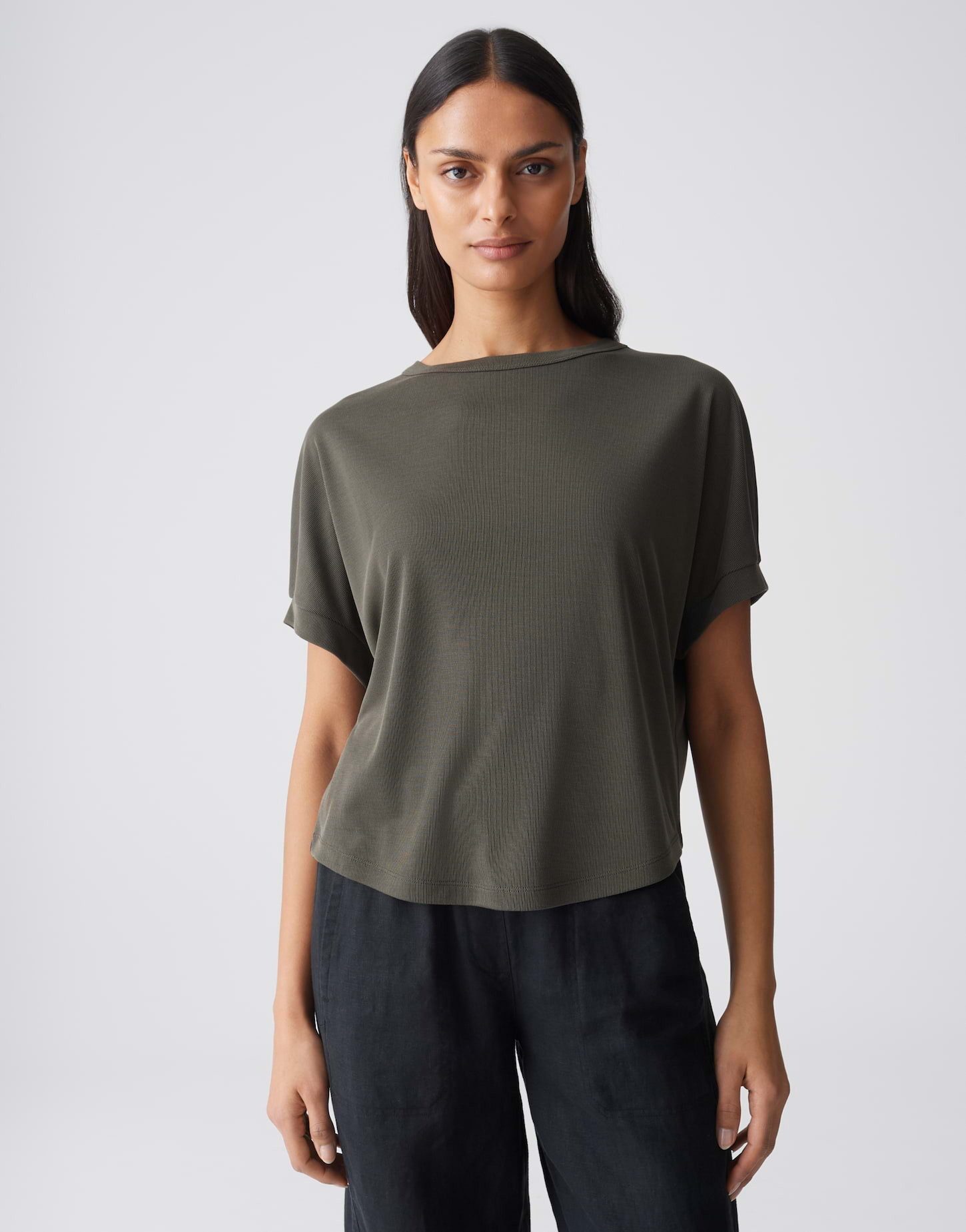 OPUS Kurzarmshirt Setama mit Rippstruktur Boxy Shirt Der abgerundete Saum wirkt modern und unkompliziert