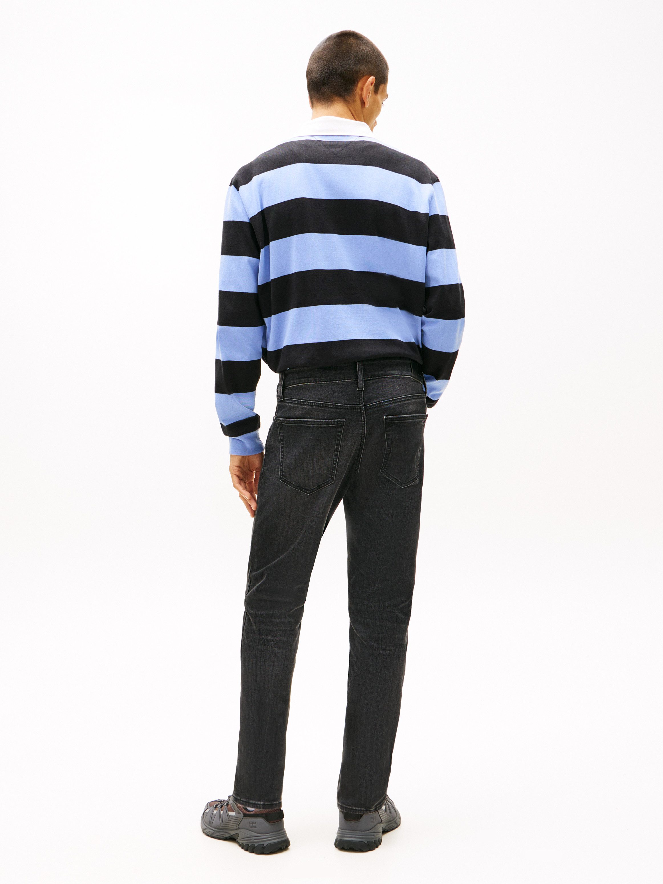 Tommy Jeans Tapered-fit-Jeans Austim Slim Tapered mit Logostickereien