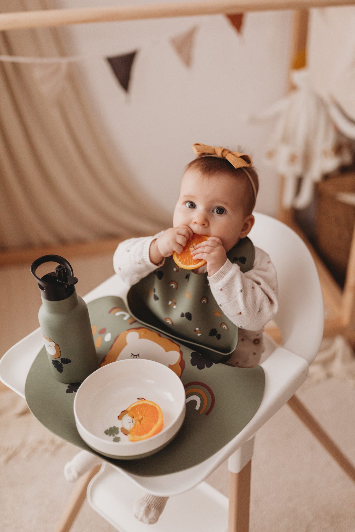 kikadu Platzset Silikon Platzset Löwe Olive, (1-St), aus BPA-freiem Silikon - 38 cm