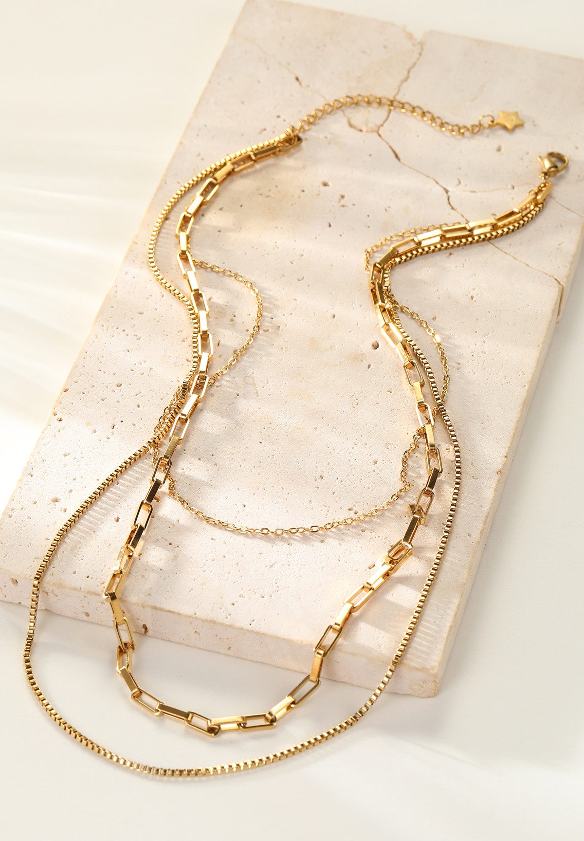Hey Happiness Statementkette Triple Chic Geo, Damen Layer Gliederkette, Rolo, Paper Clip und Kasten Dreifach-Layer-Kette, wasserfest