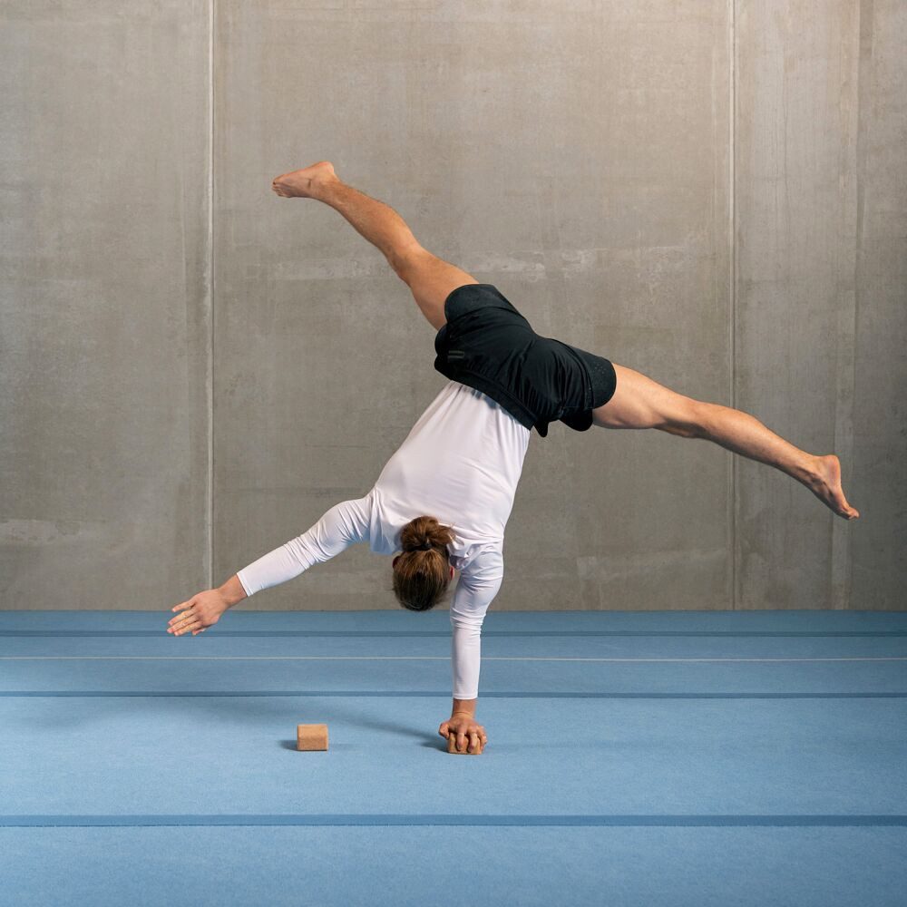 Sport-Thieme Handstandtrainer Handstandklötze Kork, Nachhaltiges Material "Kork"