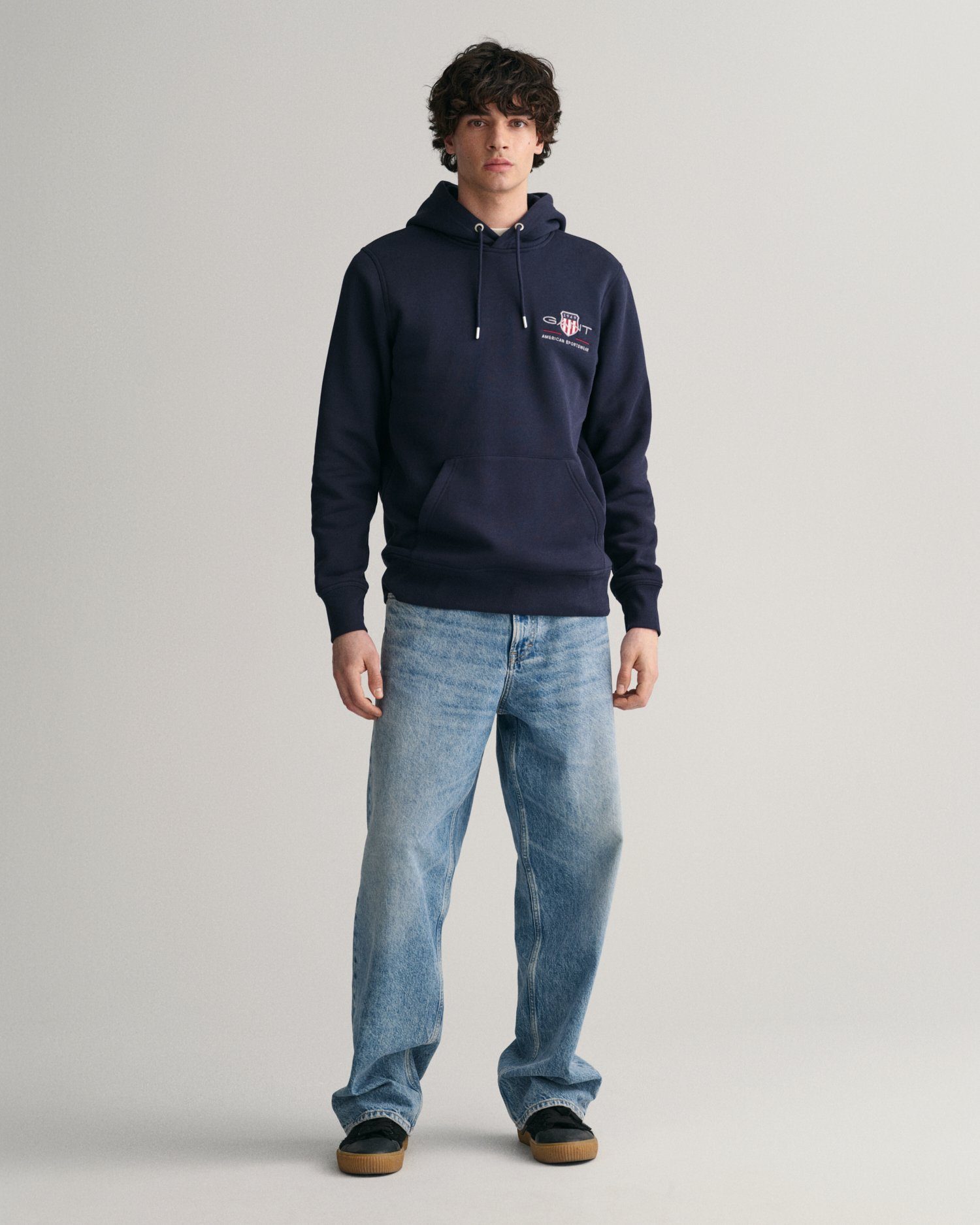 Hoodie REG ARCHIVE BLUE EVENING SHIELD MEDIUM HOODIE Gant