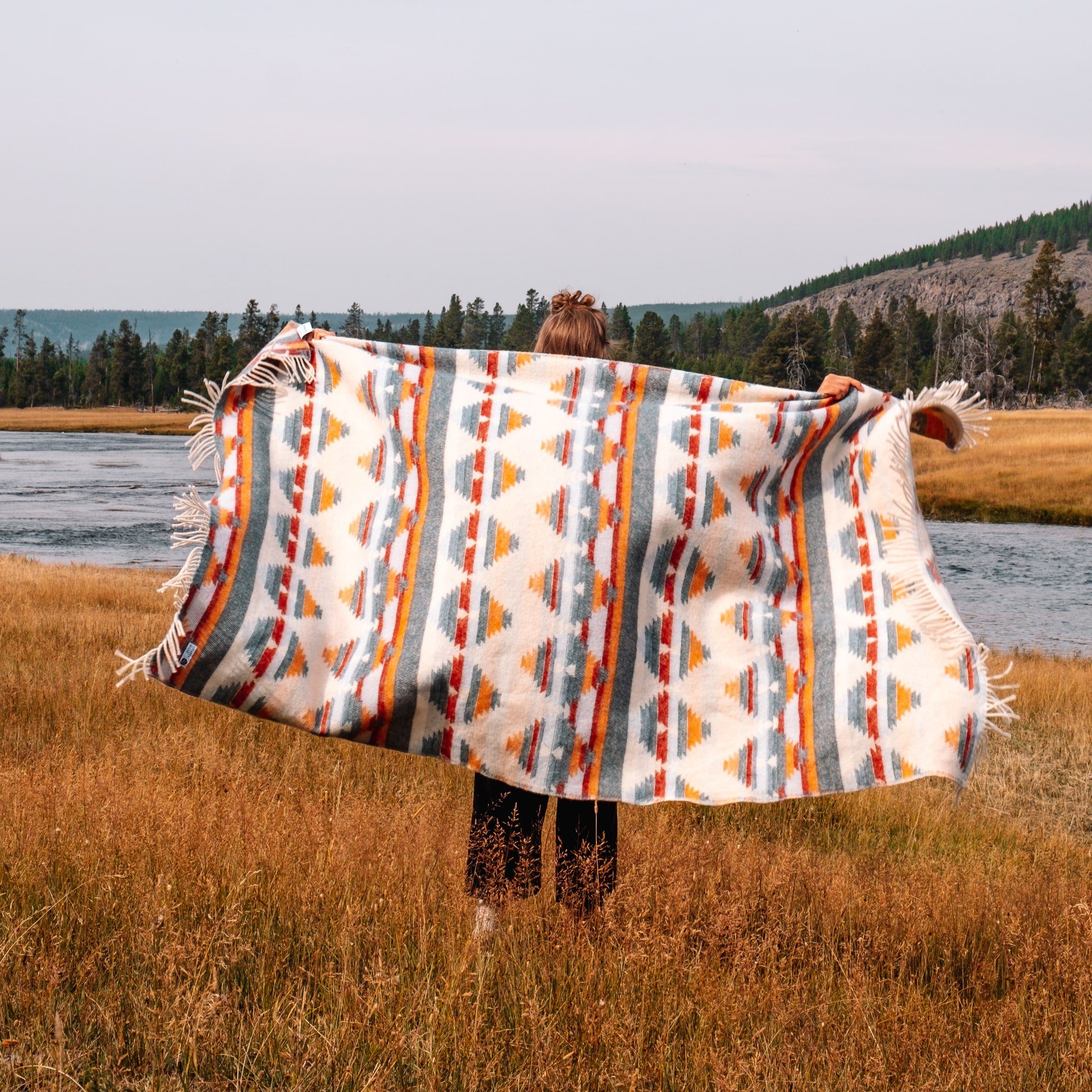Wolldecke ZION, Steppenwolle, Nachhaltige Kuscheldecke 130x200cm, Made in EU aus 100% Schurwolle