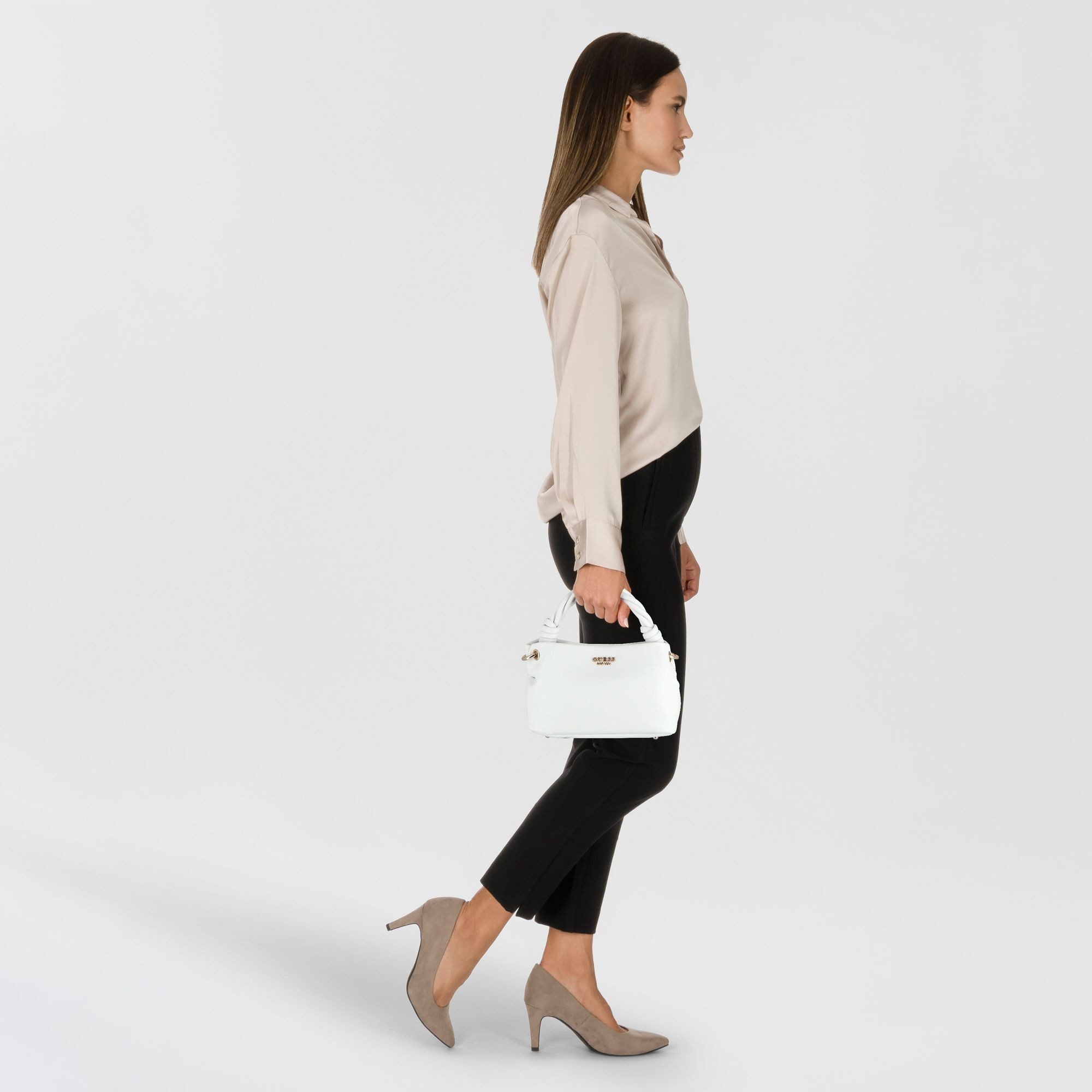 Guess Schultertasche Sansa, Polyurethan günstig online kaufen