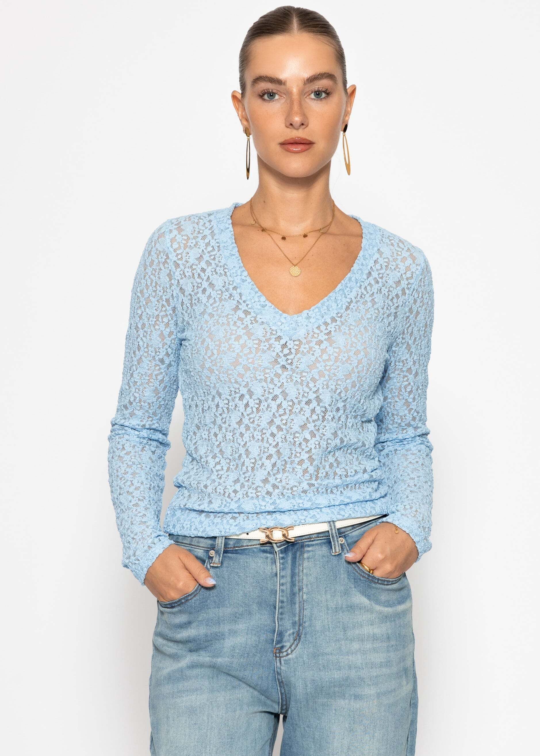 SASSYCLASSY Langarmshirt Spitzenshirt mit V-Ausschnitt für Damen Elegantes Langarmshirt mit floralem Muster in leichter Transparenz