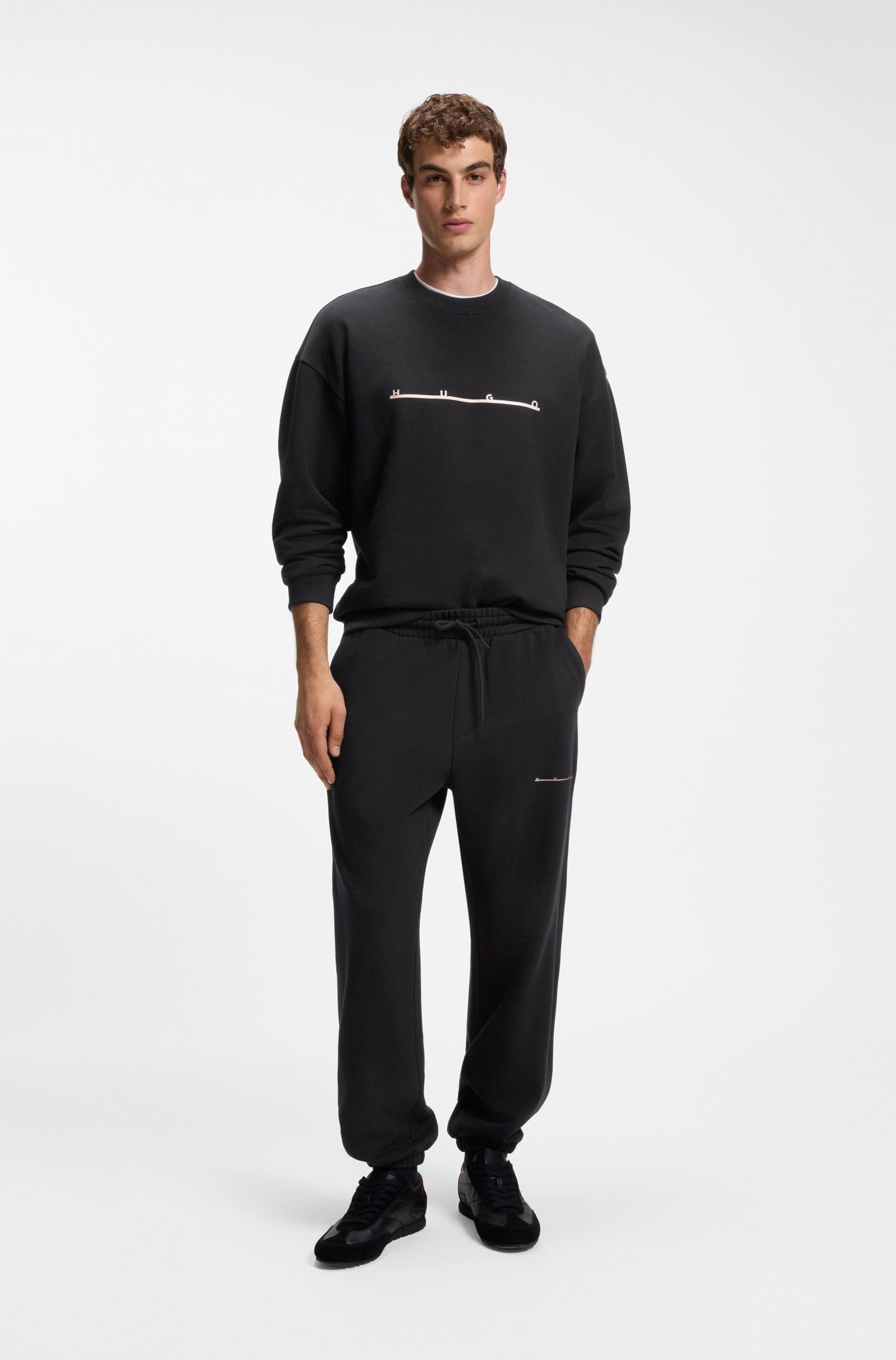 HUGO Jogginghose Datripant mit Streetwear-Logo (1-tlg)