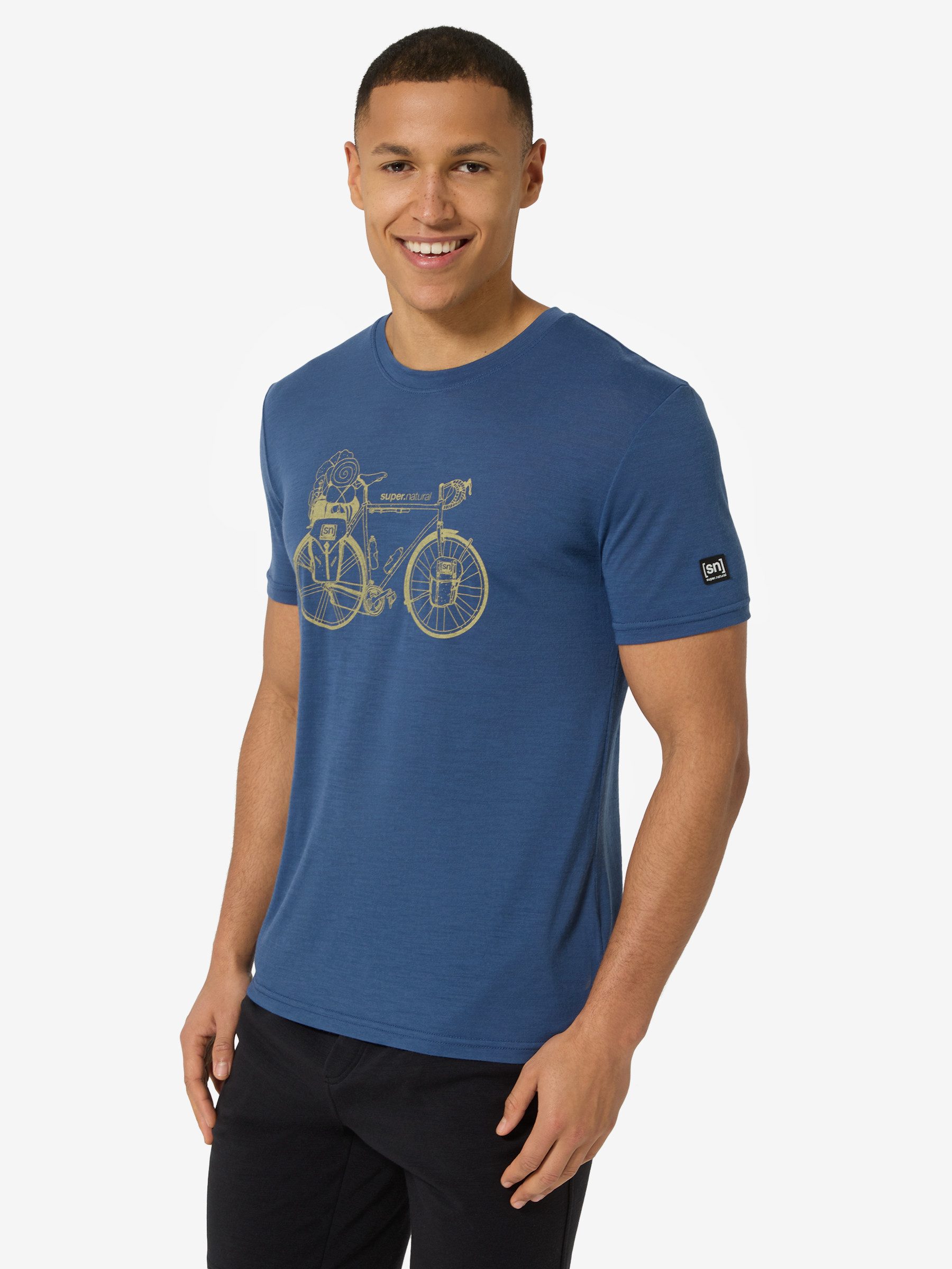 SUPER.NATURAL Funktionsshirt für Herren, Merino M WANDER WHEEL TEE mit Fahrrad-Motiv, atmungsaktiv