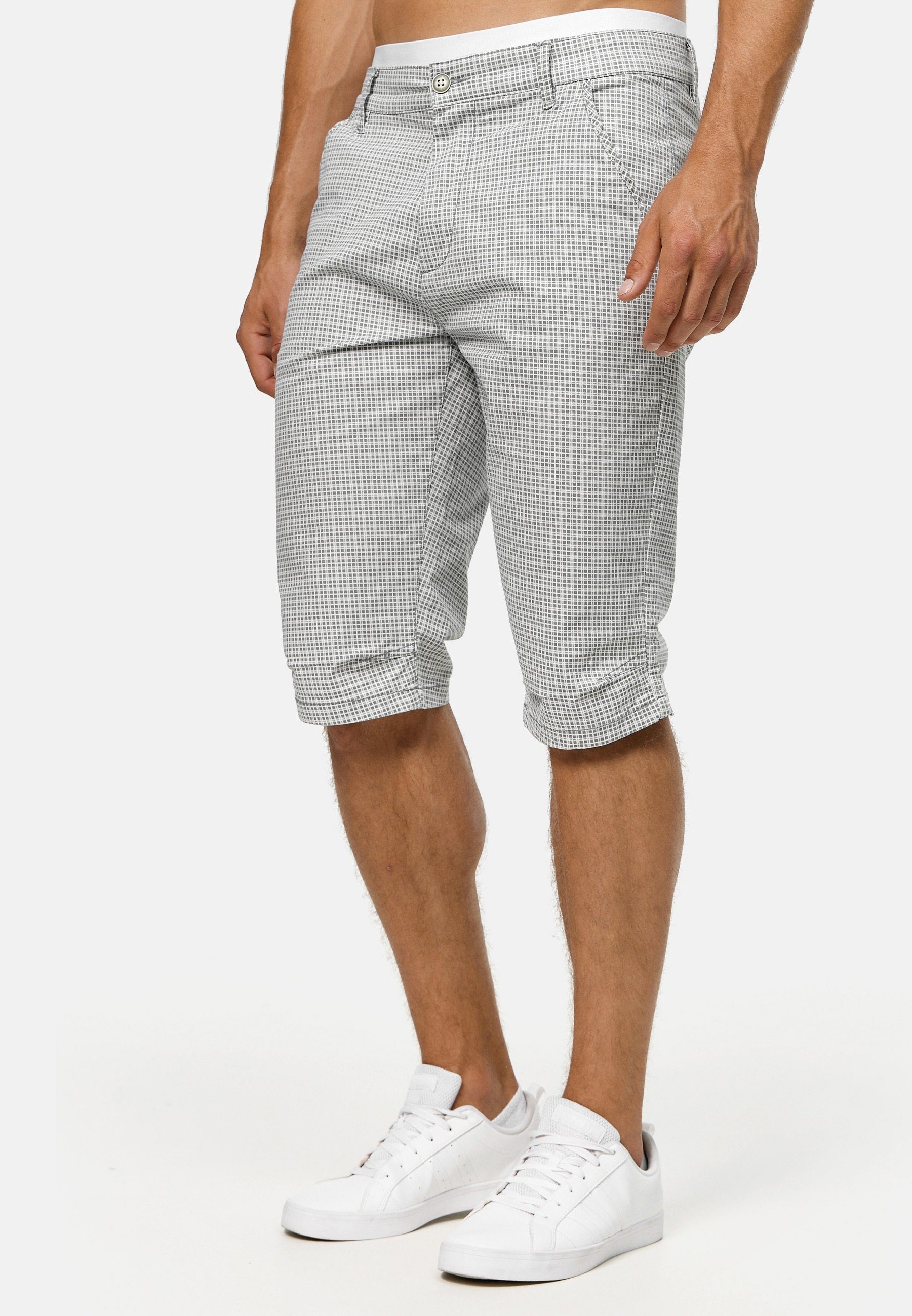 Indicode Chinoshorts Herren Whitney Chino Shorts Herrenshorts aus 100 % Baumwolle, inkl. Gürtel