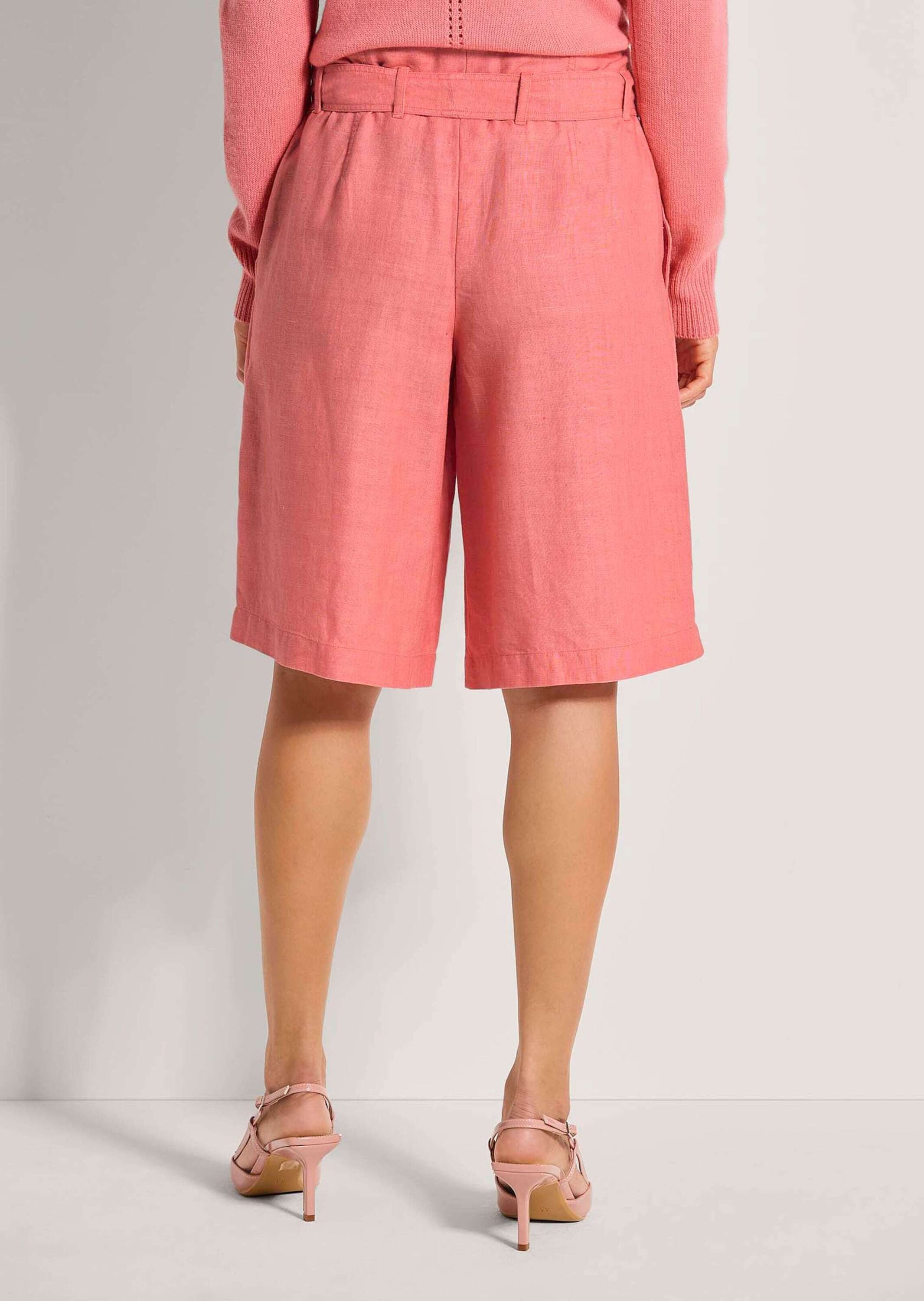 MADELEINE Shorts Luftige, weite Bermuda mit hohem Bund Unifarbenes Design mit praktischem Bindeband als Verschluss