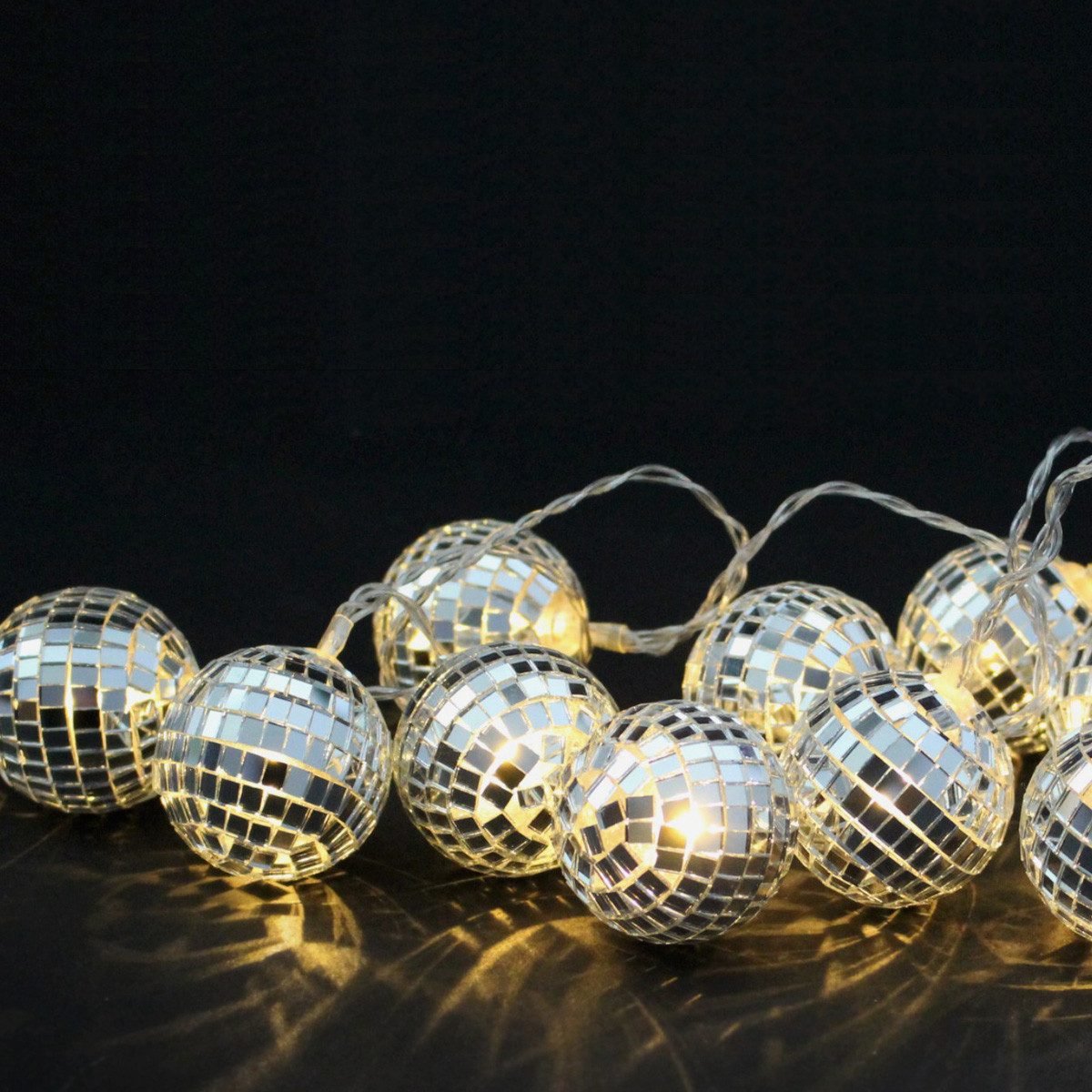 SATISFIRE LED-Lichterkette LED Discokugel 10 kleine Spiegelkugel Mini Discokugel Party 1,35m, 10-flammig – Bild 5 von 5