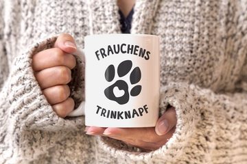 MoonWorks Tasse Kaffee-Tasse Spruch Frauchens Trinknapf Hundepfote-Motiv Becher Bürotasse Tasse Hundeliebhaber MoonWorks®, Keramik