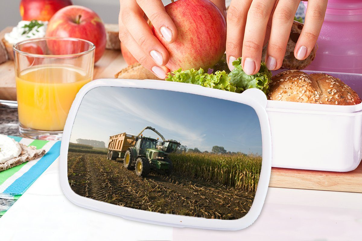 MuchoWow Lunchbox Traktor - Anhänger Kinder und für - Mädchen weiß (2-tlg), Grün Landleben, - Erwachsene, und - Mais Brotdose, Jungs für Brotbox Kunststoff