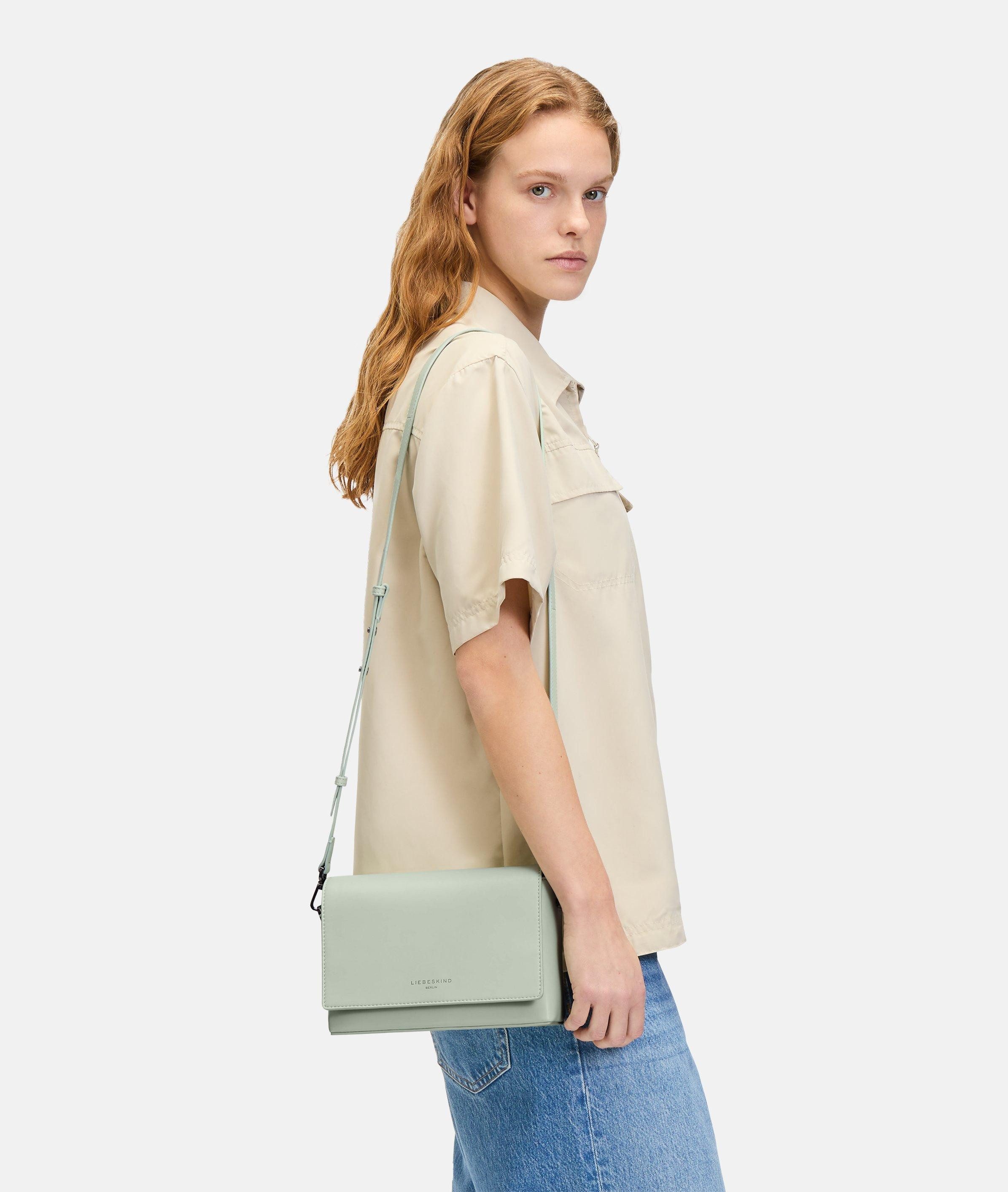 Liebeskind Berlin Umhängetasche Hilla Crossbody M, Mittelgroße Crossbody Bag aus Schafsleder