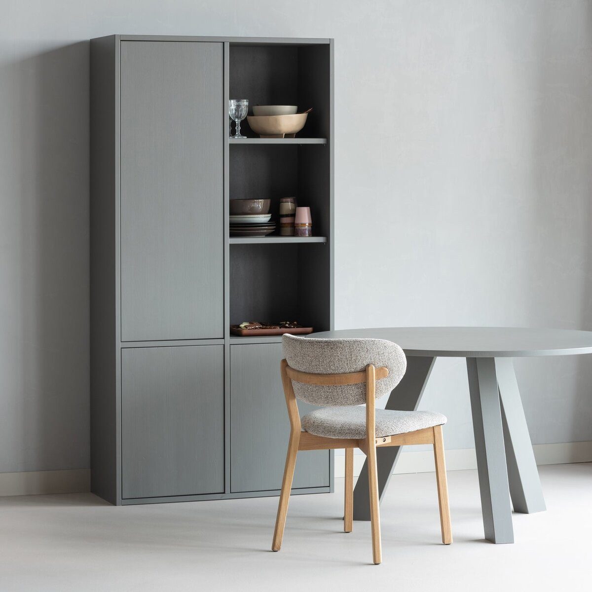 WOOOD Mehrzweckschrank Grifflose Push-to-Open-Funktion, geräumiger Stauraum
