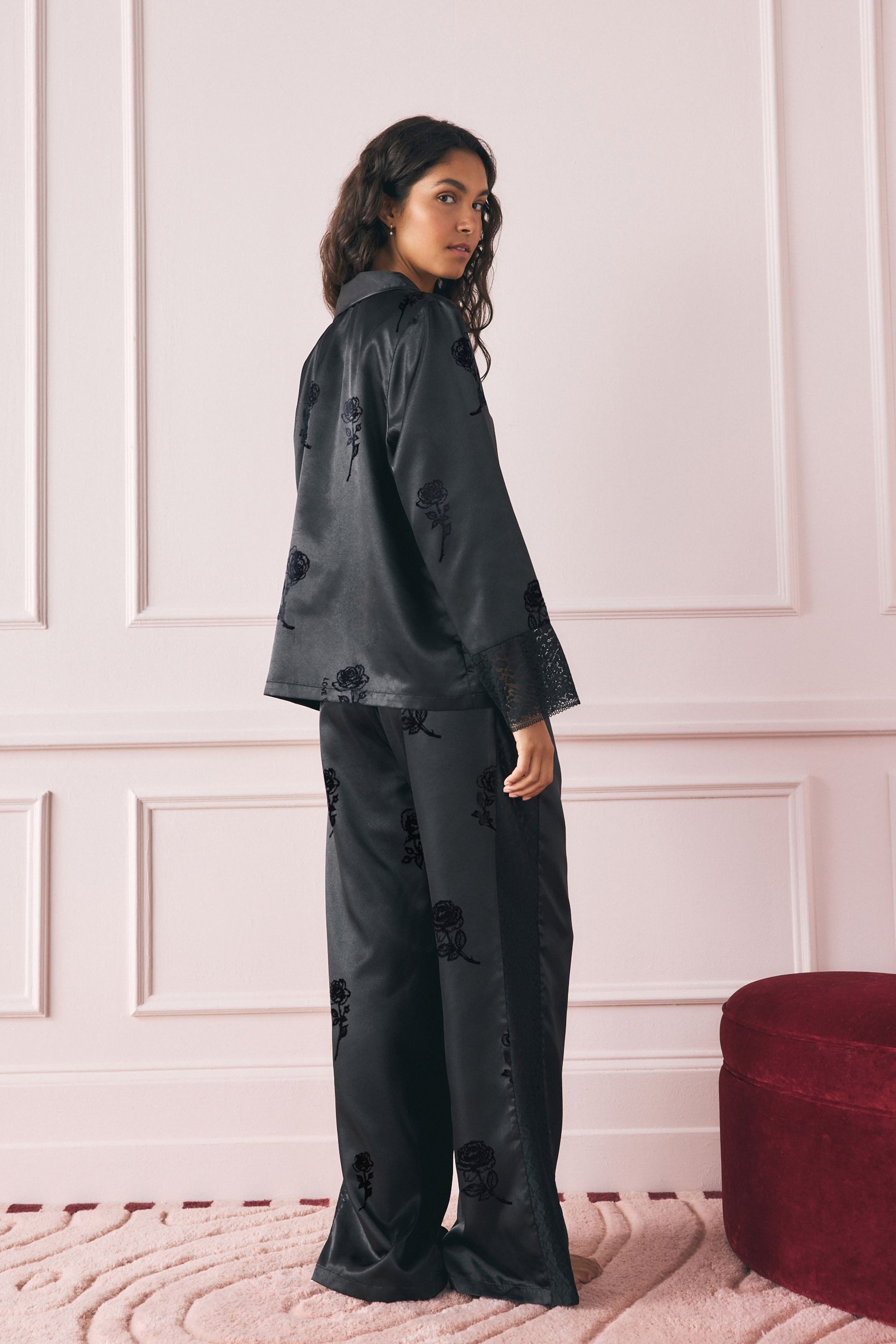 Rockett St George Langarmbluse Rockett St George Co-ord Satinhemd mit Spitz günstig online kaufen