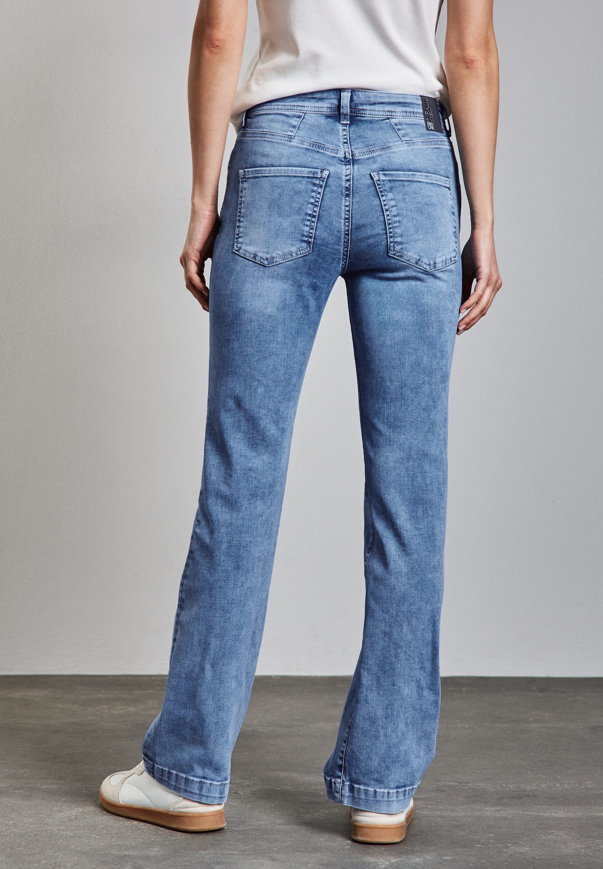 Bootcut-Jeans