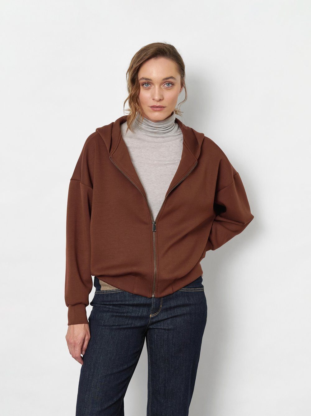 TONI Kapuzensweatjacke Emilia aus softem Scuba