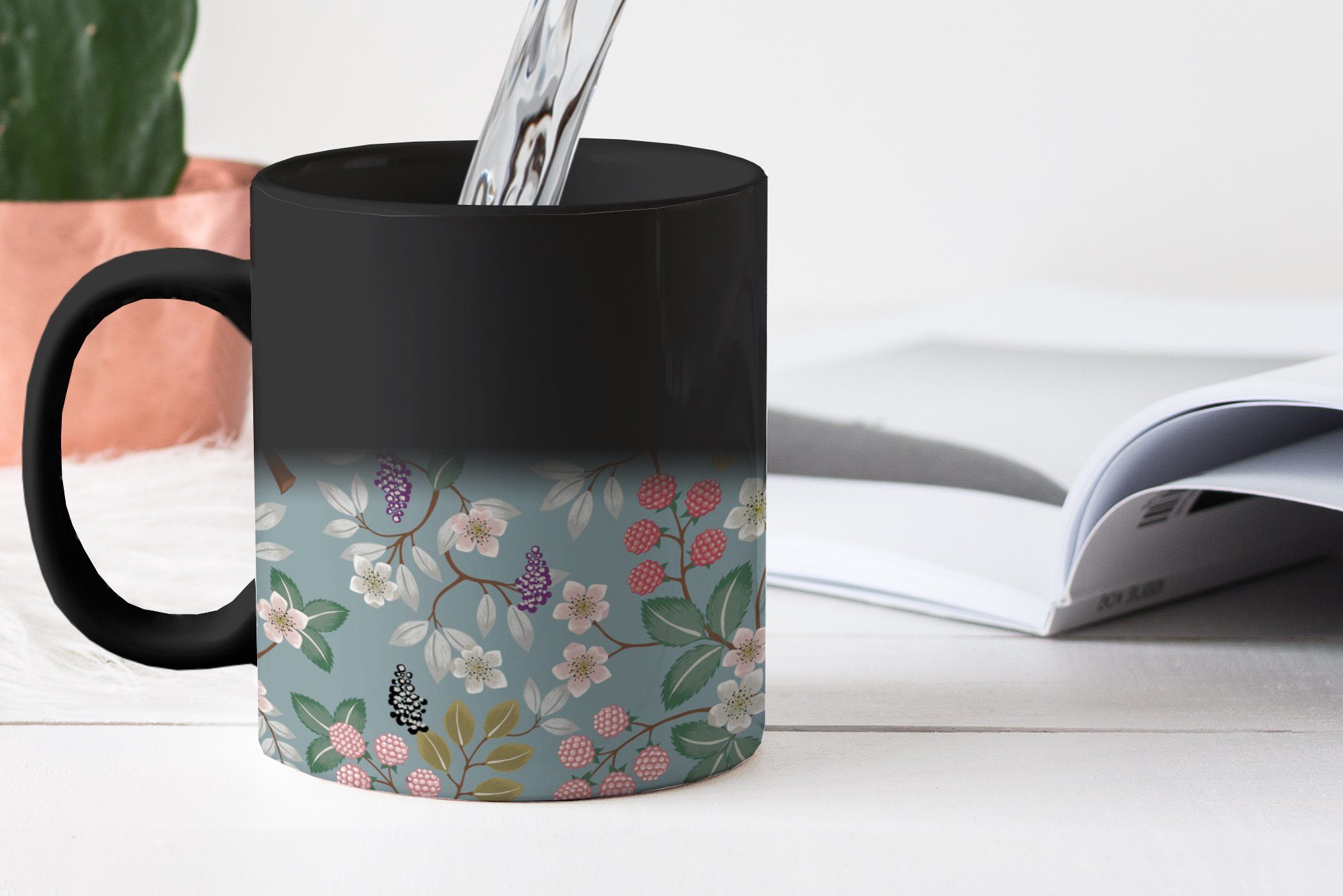 MuchoWow Tasse Blumen Geschenk Keramik, - Kaffeetassen, Teetasse, Zaubertasse, Muster, - Farbwechsel, Illustration