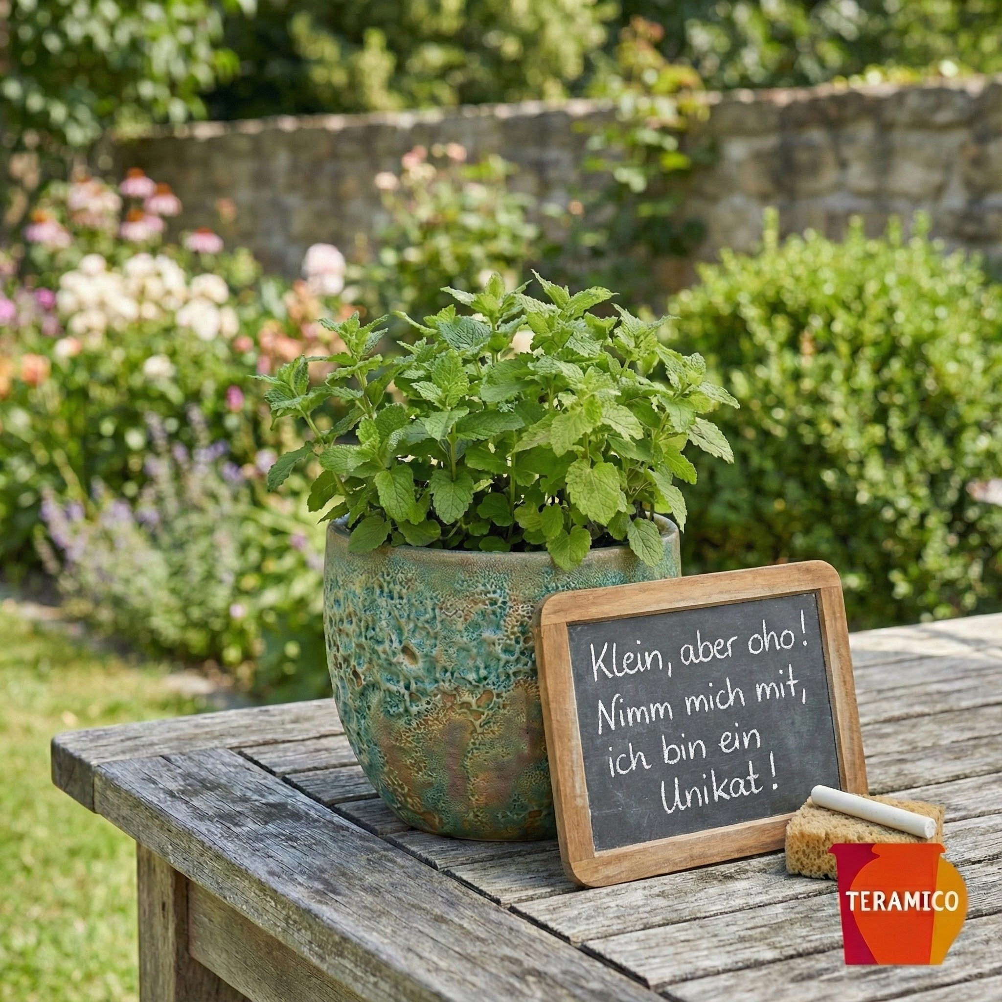 Teramico Blumentopf Pflanzgefäß "Egg Pot" Lava Grün – Ø 21 bis 38 cm (1 St), Frostfest, UV-Fest