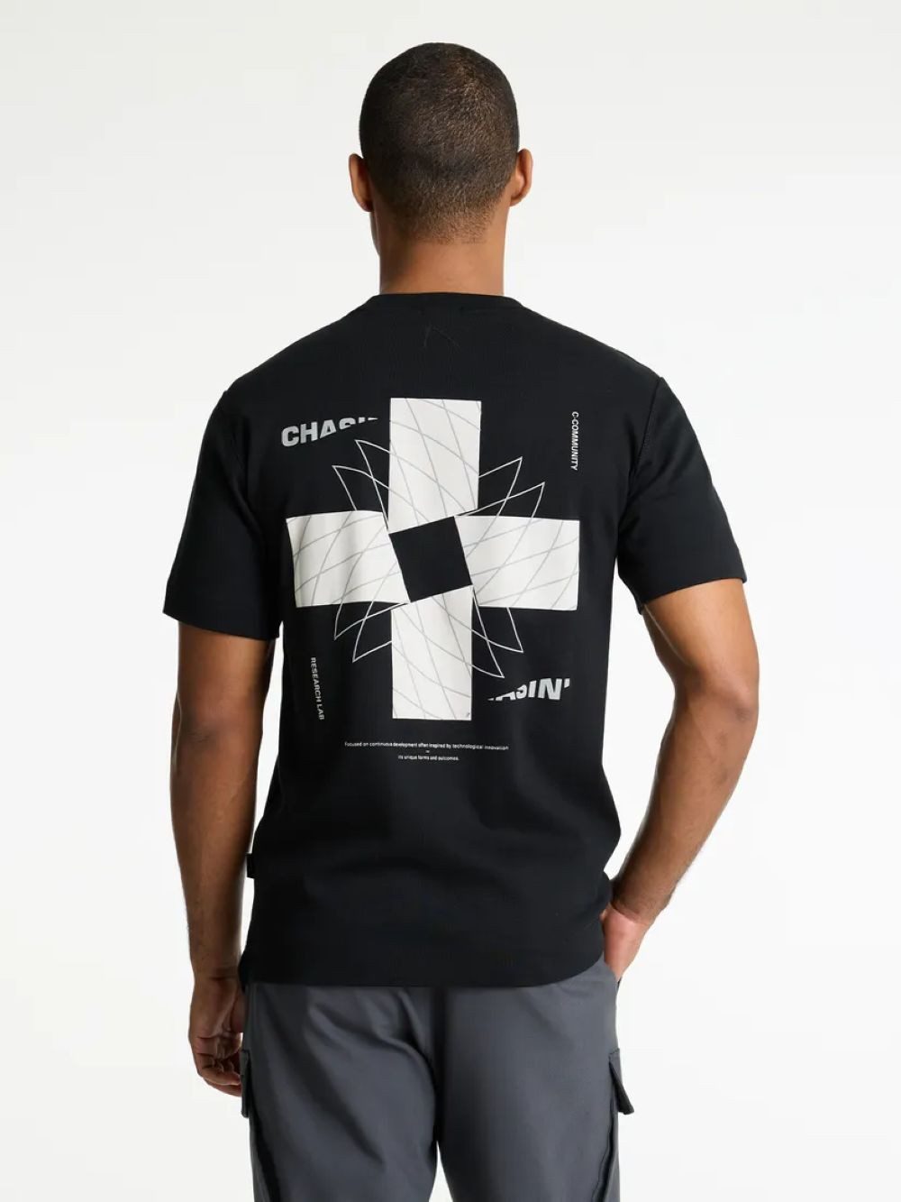CHASIN' T-Shirt SYDNEY - Kurzarmshirt im Loose Fit - T-Shirt