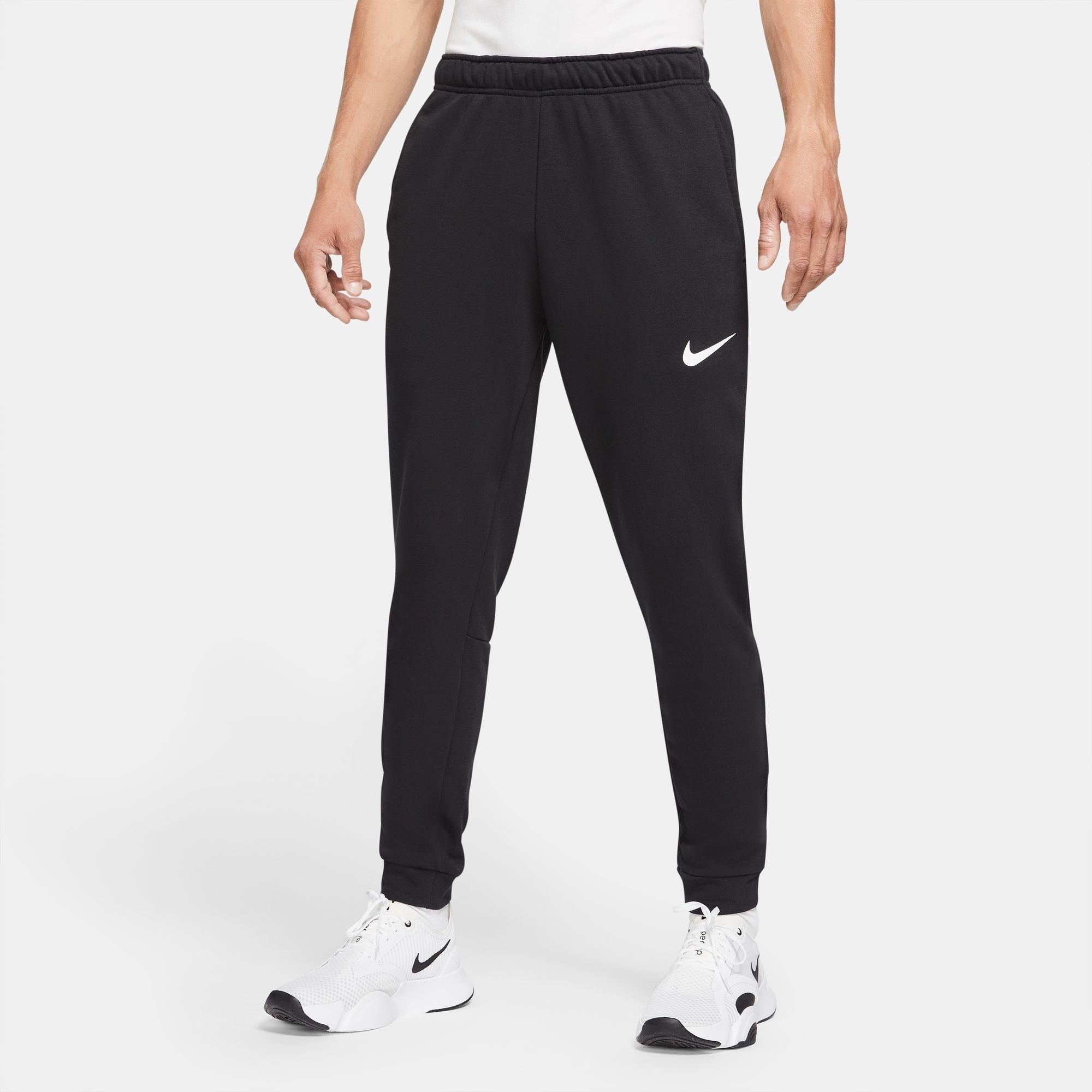 Nike Trainingshose DRI-FIT MEN'S TRAINING PANTS schwarz TAPERED