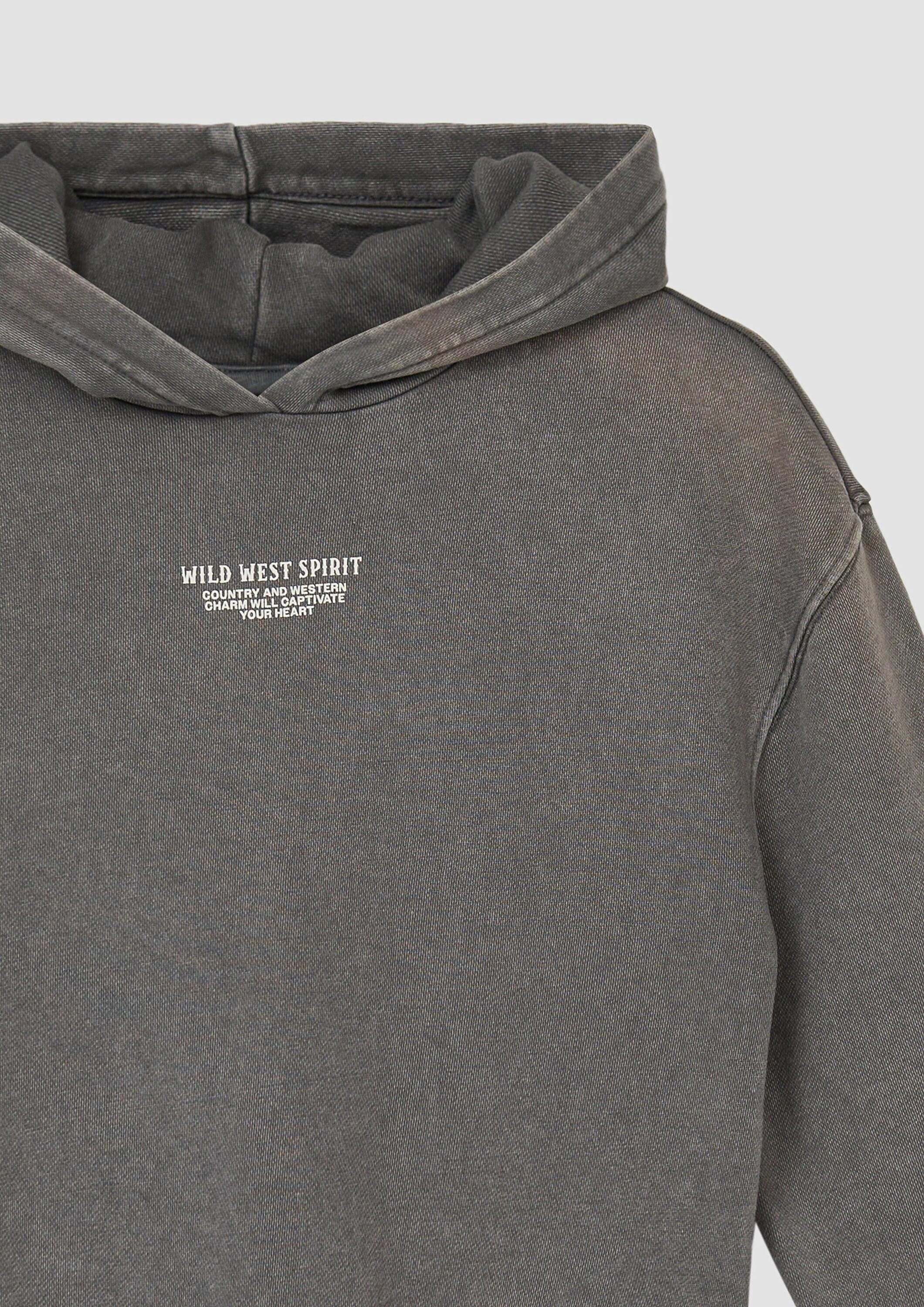 s.Oliver Sweatshirt Sweatshirt Kurzes Oversize-Sweatshirt mit Garment Dye und Rückenprint