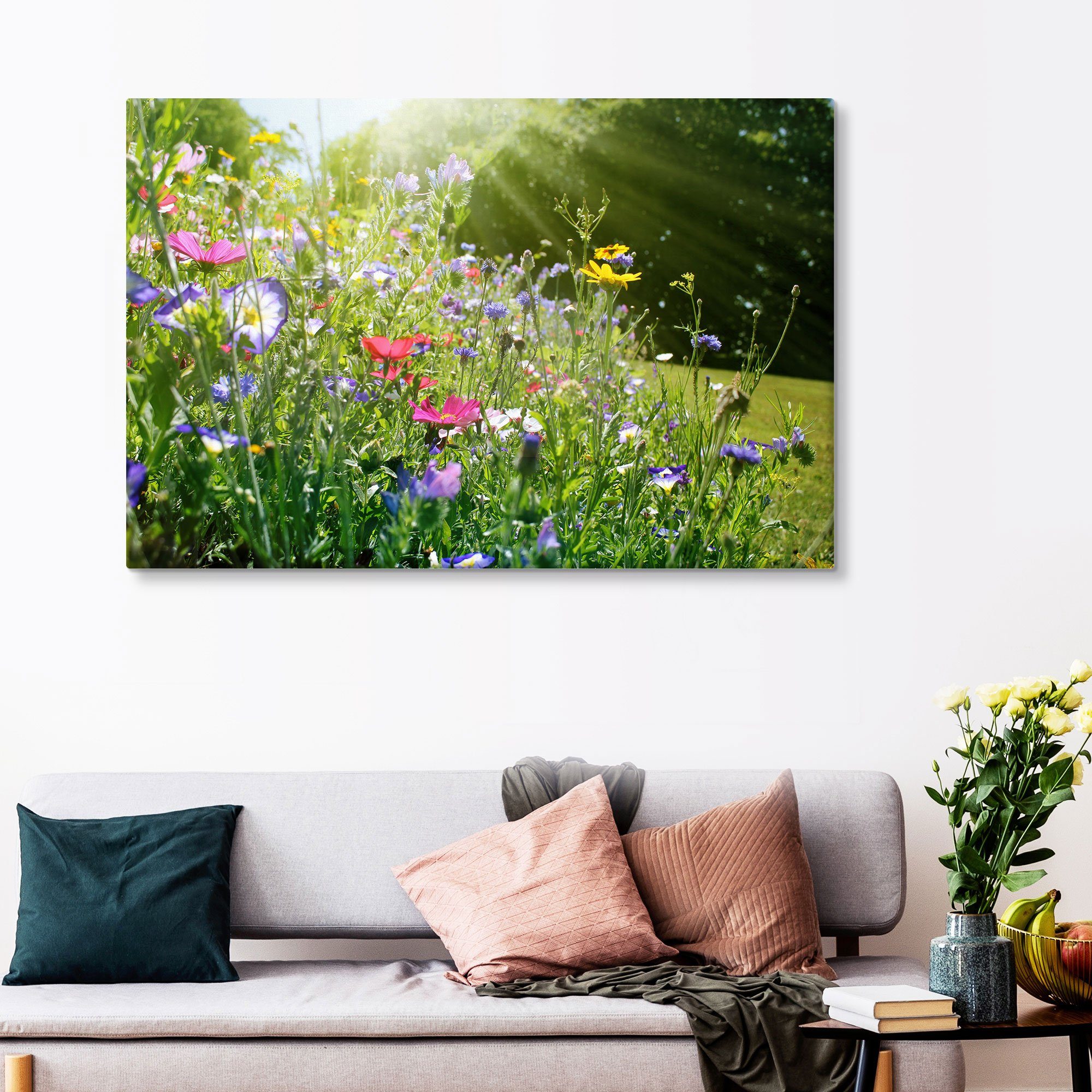 Posterlounge Wandbild Auf einer sonnigen Wildblumenwiese, Lichtspielart, erhältlich als Poster, Leinwandbild, Wandsticker oder Acrylglasbild – Bild 4 von 5