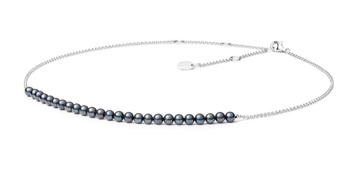 Gaura Pearls Perlenkette Modern Silberkette Perlen schwarz rund 4.5-5 mm, 38 cm, 925er rhodiniertes Silber